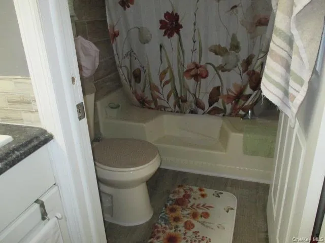 130 Village Circle, Brookhaven, NY, 2 Bedrooms Bedrooms, 5 Rooms Rooms,2 BathroomsBathrooms,Residential,For Rent,Village,0,1020205 130 Village Circle, Brookhaven, NY, 2 Bedrooms Bedrooms, 5 Rooms Rooms,2 BathroomsBathrooms,Residential,For Rent,Village,0,1020205