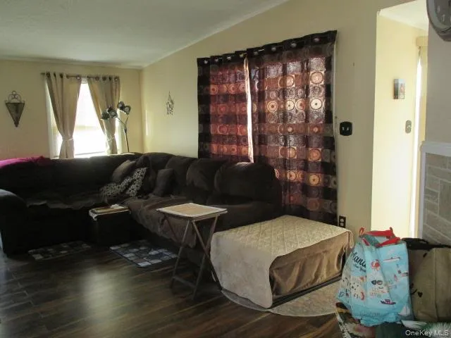 130 Village Circle, Brookhaven, NY, 2 Bedrooms Bedrooms, 5 Rooms Rooms,2 BathroomsBathrooms,Residential,For Rent,Village,0,1020205 130 Village Circle, Brookhaven, NY, 2 Bedrooms Bedrooms, 5 Rooms Rooms,2 BathroomsBathrooms,Residential,For Rent,Village,0,1020205