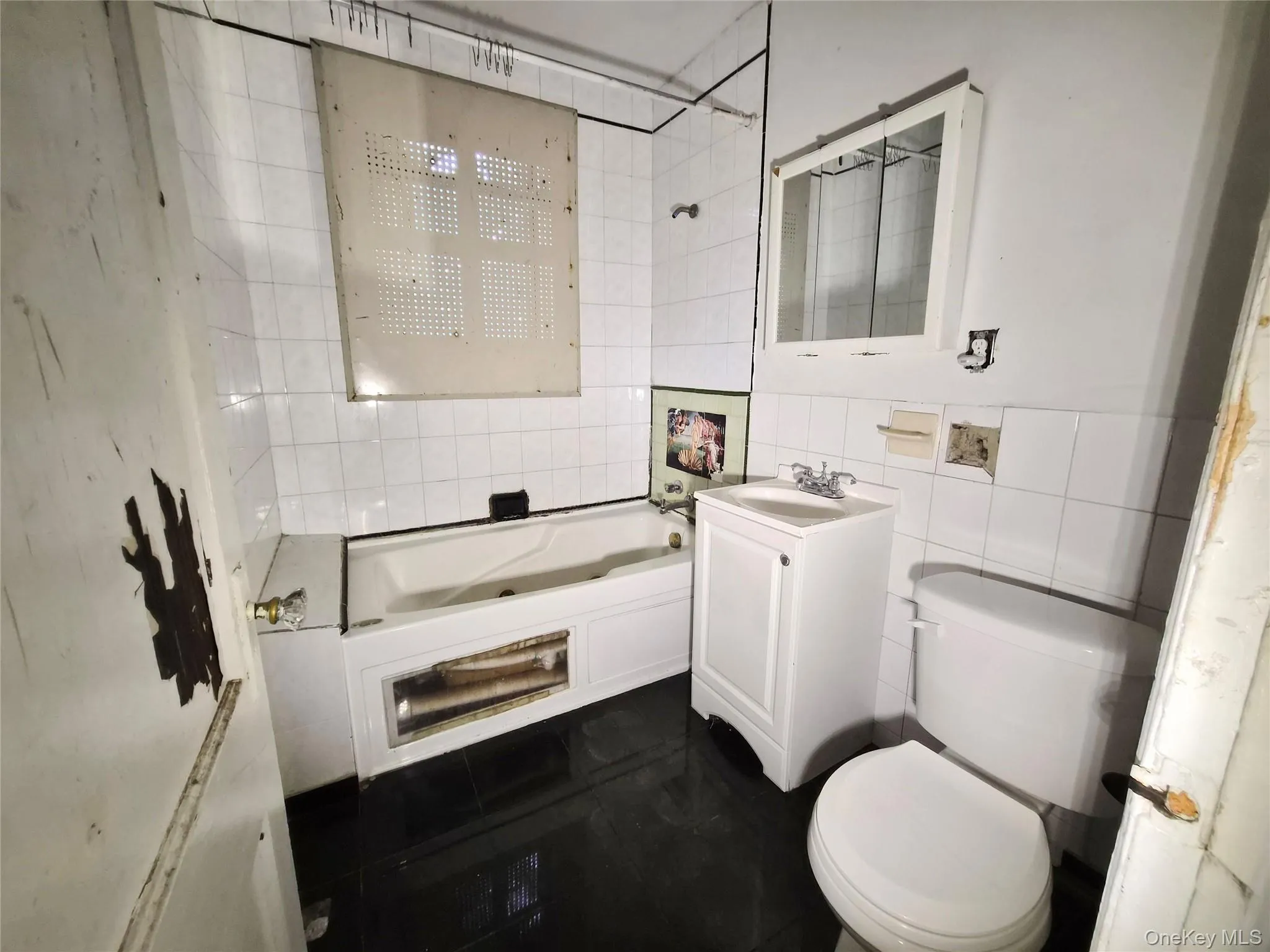 11140 148th Street, New York, NY, 3 Bedrooms Bedrooms, 6 Rooms Rooms,1 BathroomBathrooms,Residential,For Rent,148th,0,1020210 11140 148th Street, New York, NY, 3 Bedrooms Bedrooms, 6 Rooms Rooms,1 BathroomBathrooms,Residential,For Rent,148th,0,1020210