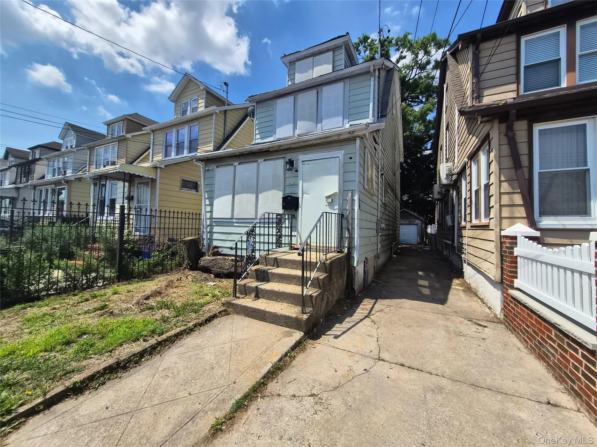 11140 148th Street, New York, NY, 3 Bedrooms Bedrooms, 6 Rooms Rooms,1 BathroomBathrooms,Residential,For Rent,148th,0,1020210 11140 148th Street, New York, NY, 3 Bedrooms Bedrooms, 6 Rooms Rooms,1 BathroomBathrooms,Residential,For Rent,148th,0,1020210