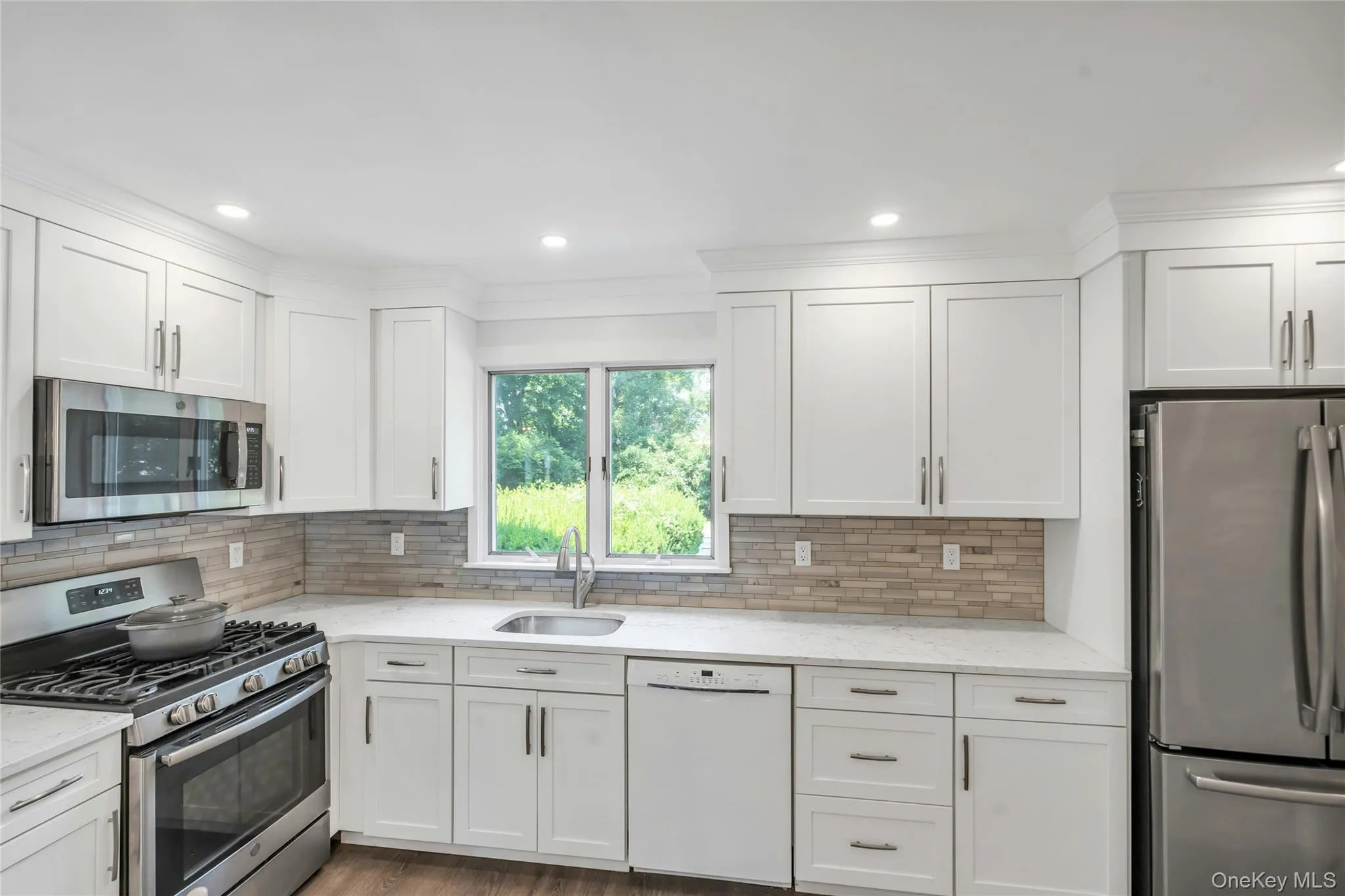 23 Carpenter Lane, Islip, NY, 4 Bedrooms Bedrooms, 8 Rooms Rooms,2 BathroomsBathrooms,Residential,For Rent,Carpenter,0,1020212 23 Carpenter Lane, Islip, NY, 4 Bedrooms Bedrooms, 8 Rooms Rooms,2 BathroomsBathrooms,Residential,For Rent,Carpenter,0,1020212