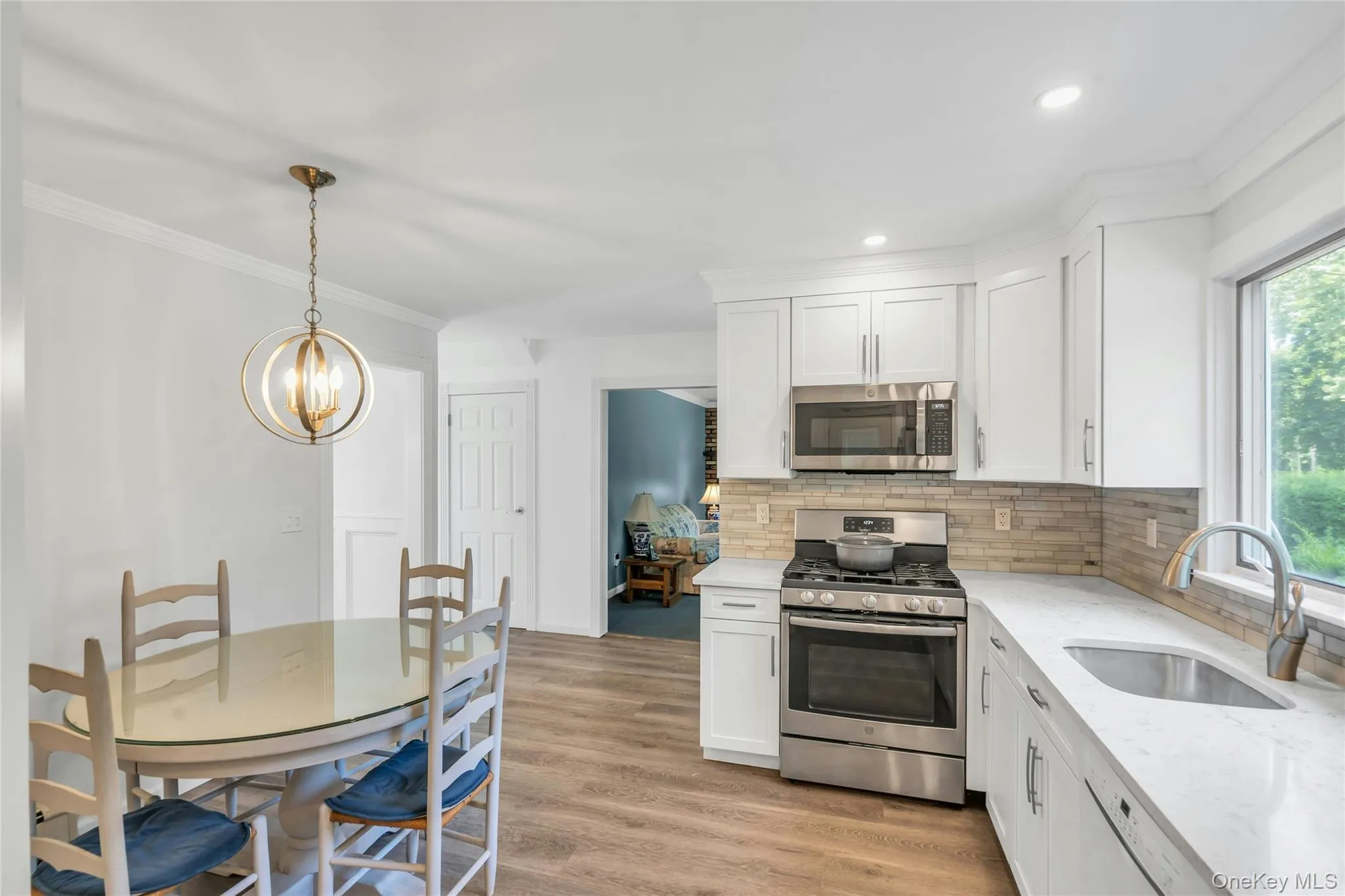 23 Carpenter Lane, Islip, NY, 4 Bedrooms Bedrooms, 8 Rooms Rooms,2 BathroomsBathrooms,Residential,For Rent,Carpenter,0,1020212 23 Carpenter Lane, Islip, NY, 4 Bedrooms Bedrooms, 8 Rooms Rooms,2 BathroomsBathrooms,Residential,For Rent,Carpenter,0,1020212