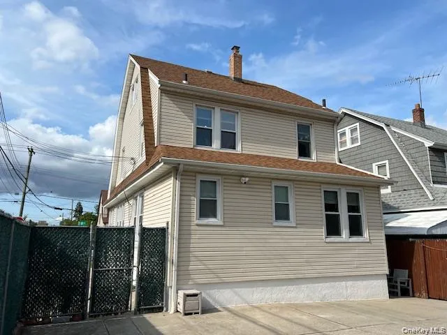 131-02 107th Avenue, New York, NY, 5 Bedrooms Bedrooms, 10 Rooms Rooms,3 BathroomsBathrooms,Residential Lease,For Rent,107th,0,1020214 131-02 107th Avenue, New York, NY, 5 Bedrooms Bedrooms, 10 Rooms Rooms,3 BathroomsBathrooms,Residential Lease,For Rent,107th,0,1020214