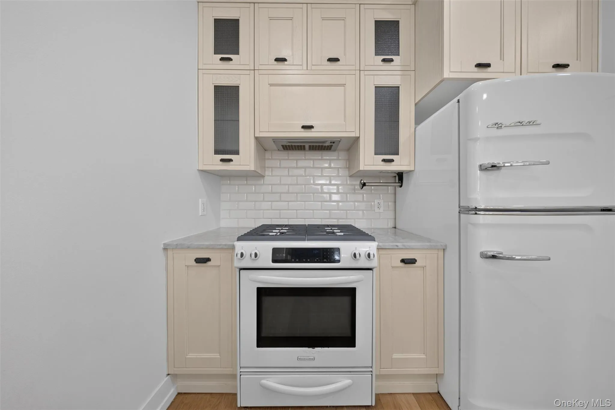 100 Engert Avenue, New York, NY, 2 Bedrooms Bedrooms, 5 Rooms Rooms,2 BathroomsBathrooms,Residential,For Rent,Engert,0,1020215 100 Engert Avenue, New York, NY, 2 Bedrooms Bedrooms, 5 Rooms Rooms,2 BathroomsBathrooms,Residential,For Rent,Engert,0,1020215