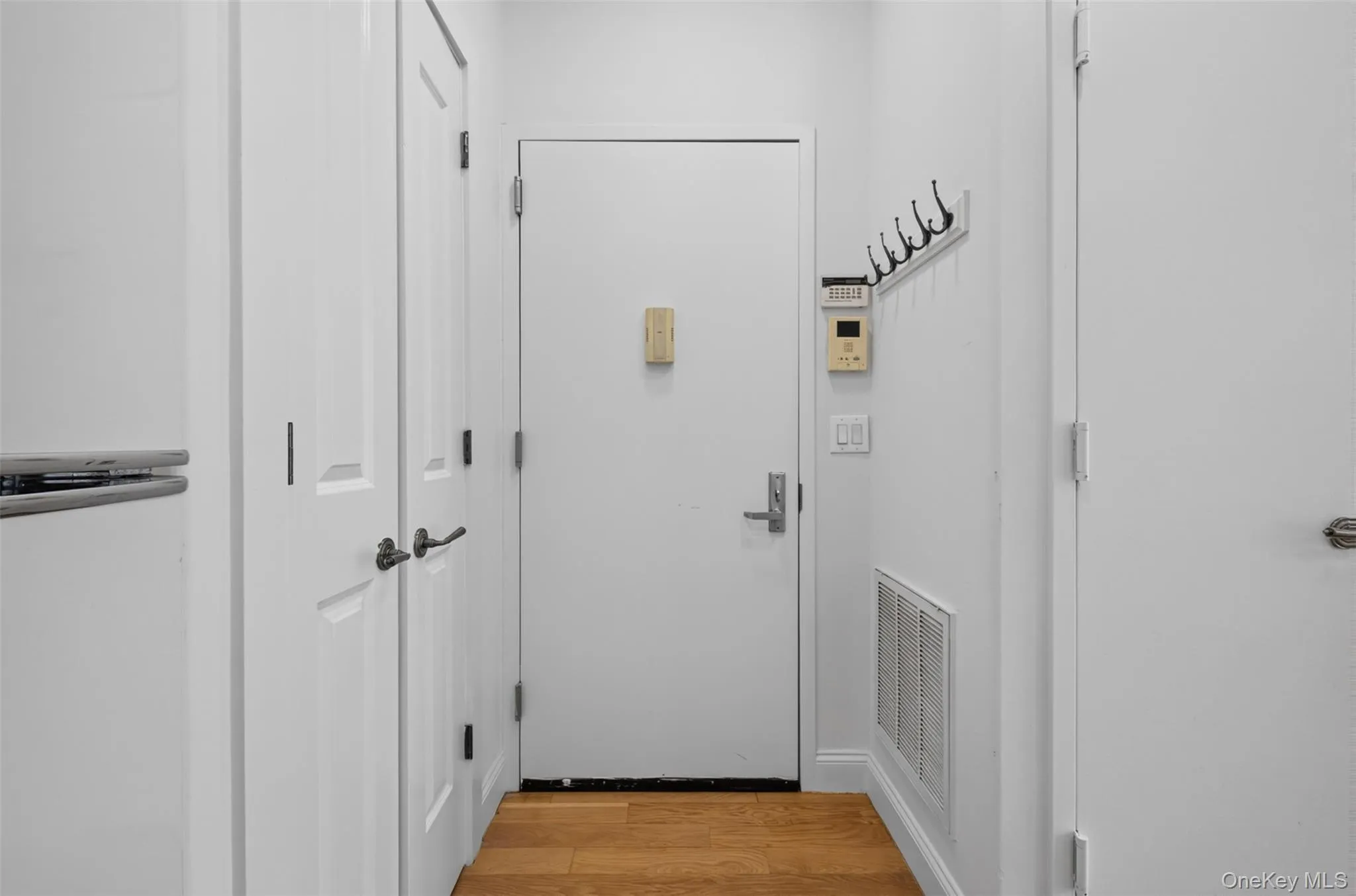 100 Engert Avenue, New York, NY, 2 Bedrooms Bedrooms, 5 Rooms Rooms,2 BathroomsBathrooms,Residential,For Rent,Engert,0,1020215 100 Engert Avenue, New York, NY, 2 Bedrooms Bedrooms, 5 Rooms Rooms,2 BathroomsBathrooms,Residential,For Rent,Engert,0,1020215