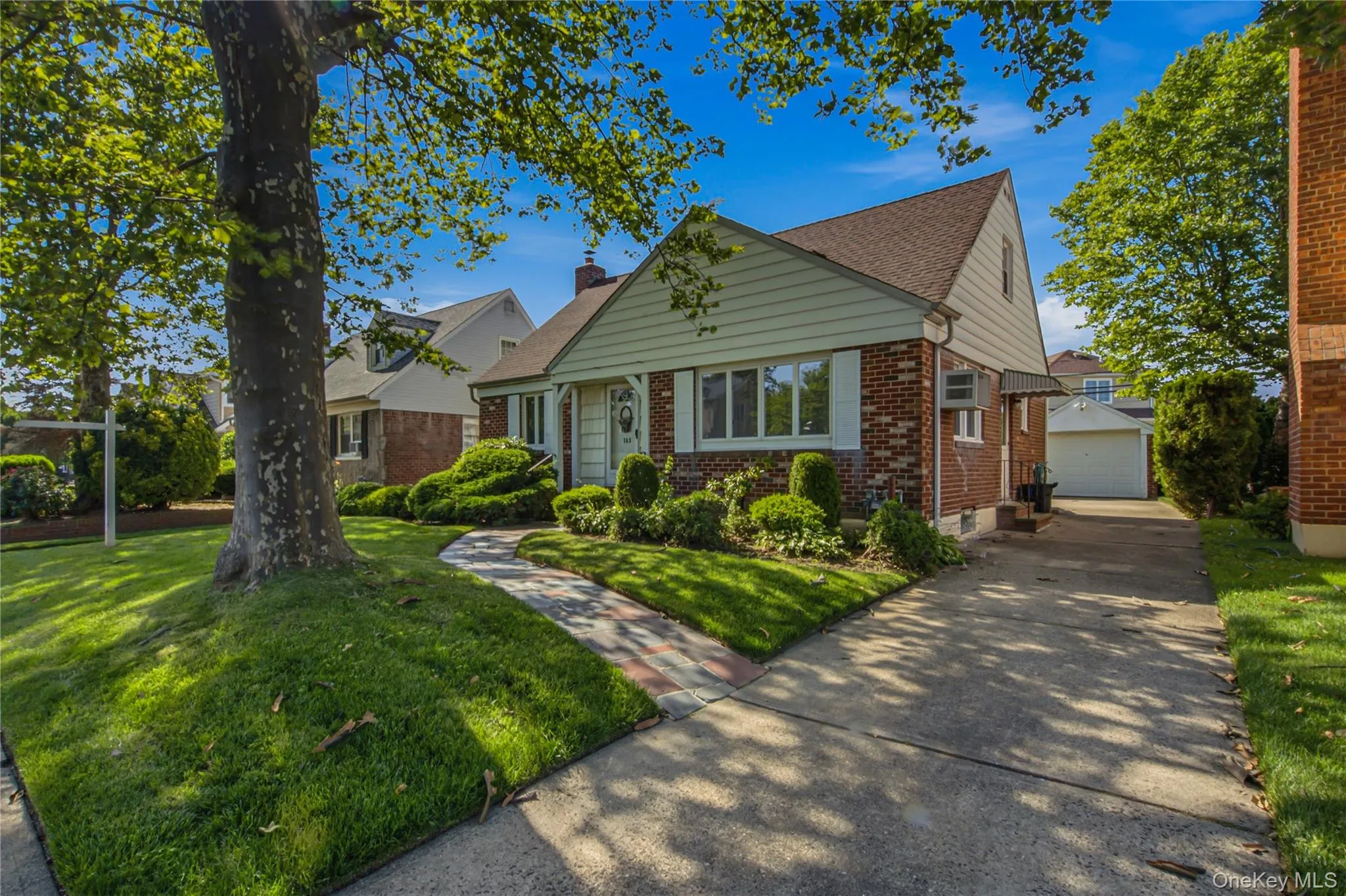 163 Laurel Drive, North Hempstead, NY, 3 Bedrooms Bedrooms, 6 Rooms Rooms,1 BathroomBathrooms,Residential,For Rent,Laurel,0,1020220 163 Laurel Drive, North Hempstead, NY, 3 Bedrooms Bedrooms, 6 Rooms Rooms,1 BathroomBathrooms,Residential,For Rent,Laurel,0,1020220