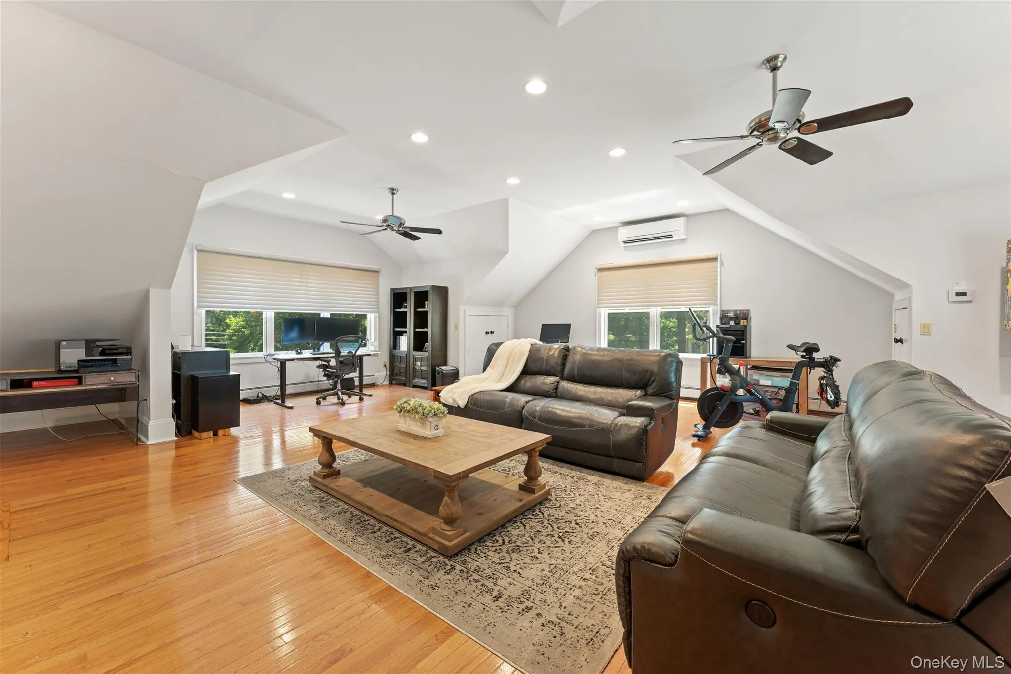 211 Strawtown Road, Clarkstown, NY, 4 Bedrooms Bedrooms, 13 Rooms Rooms,2 BathroomsBathrooms,Residential,For Rent,Strawtown,0,1020221 211 Strawtown Road, Clarkstown, NY, 4 Bedrooms Bedrooms, 13 Rooms Rooms,2 BathroomsBathrooms,Residential,For Rent,Strawtown,0,1020221