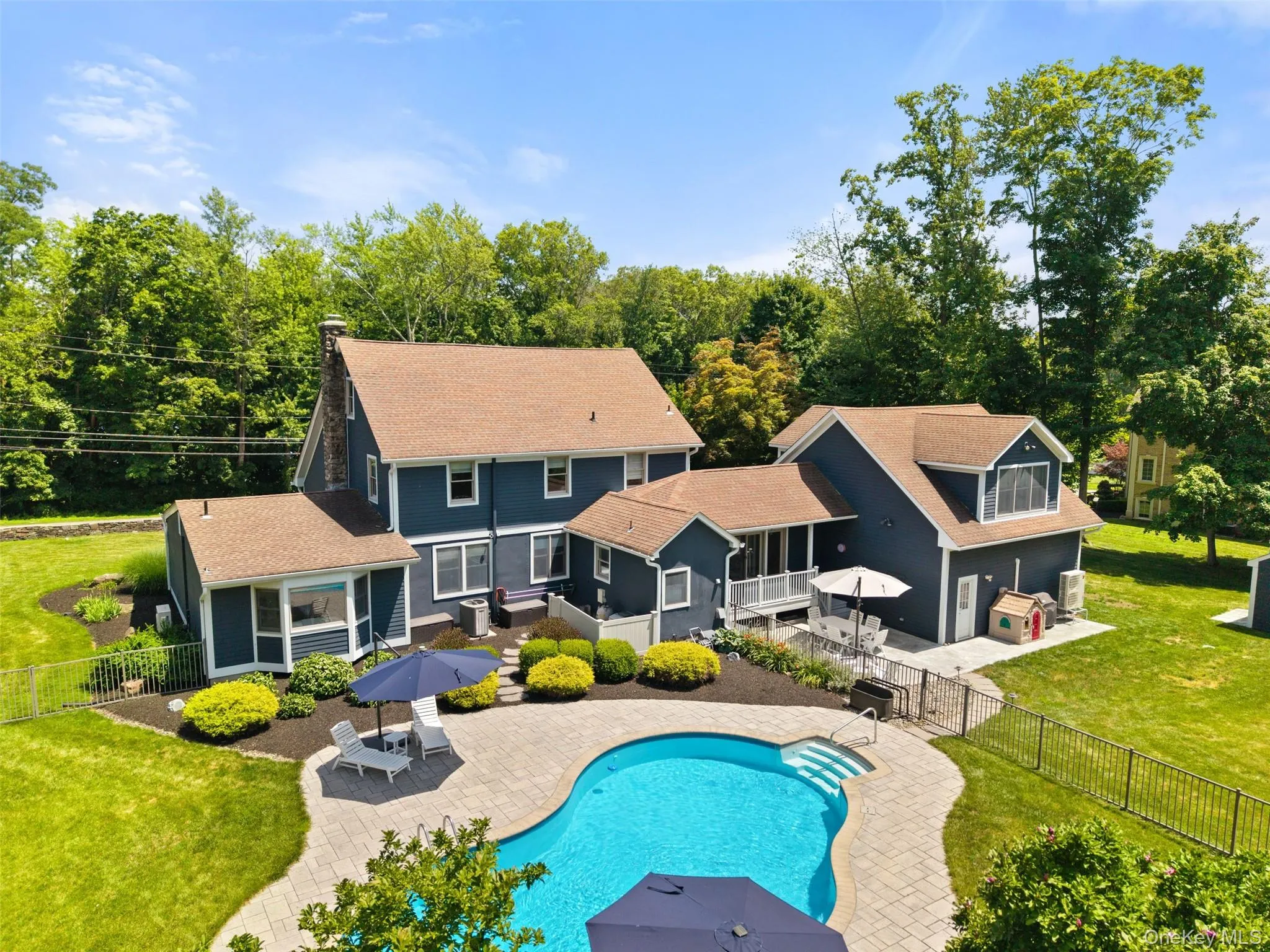 211 Strawtown Road, Clarkstown, NY, 4 Bedrooms Bedrooms, 13 Rooms Rooms,2 BathroomsBathrooms,Residential,For Rent,Strawtown,0,1020221 211 Strawtown Road, Clarkstown, NY, 4 Bedrooms Bedrooms, 13 Rooms Rooms,2 BathroomsBathrooms,Residential,For Rent,Strawtown,0,1020221