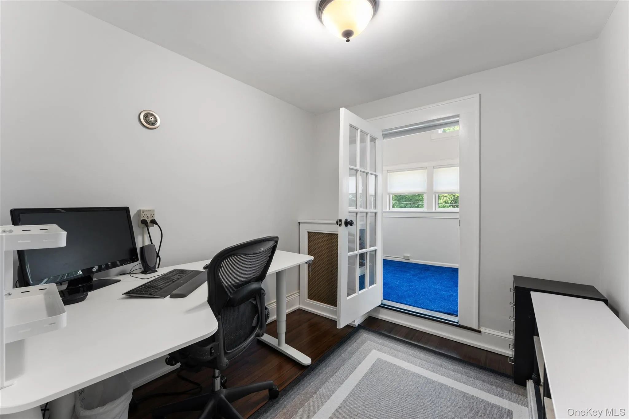 4th bonus room on 2nd floor, perfect for a home office with a bonus room in the back . 4th bonus room on 2nd floor, perfect for a home office with a bonus room in the back .