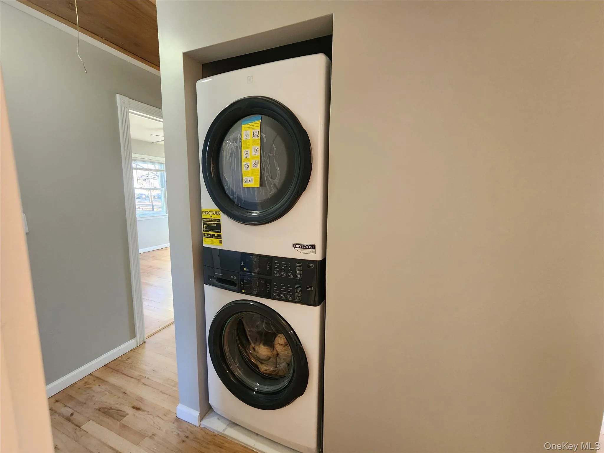 373 Ehrhardt Road, Orangetown, NY, 3 Bedrooms Bedrooms, 6 Rooms Rooms,1 BathroomBathrooms,Residential Lease,For Rent,Ehrhardt,0,1020224 373 Ehrhardt Road, Orangetown, NY, 3 Bedrooms Bedrooms, 6 Rooms Rooms,1 BathroomBathrooms,Residential Lease,For Rent,Ehrhardt,0,1020224
