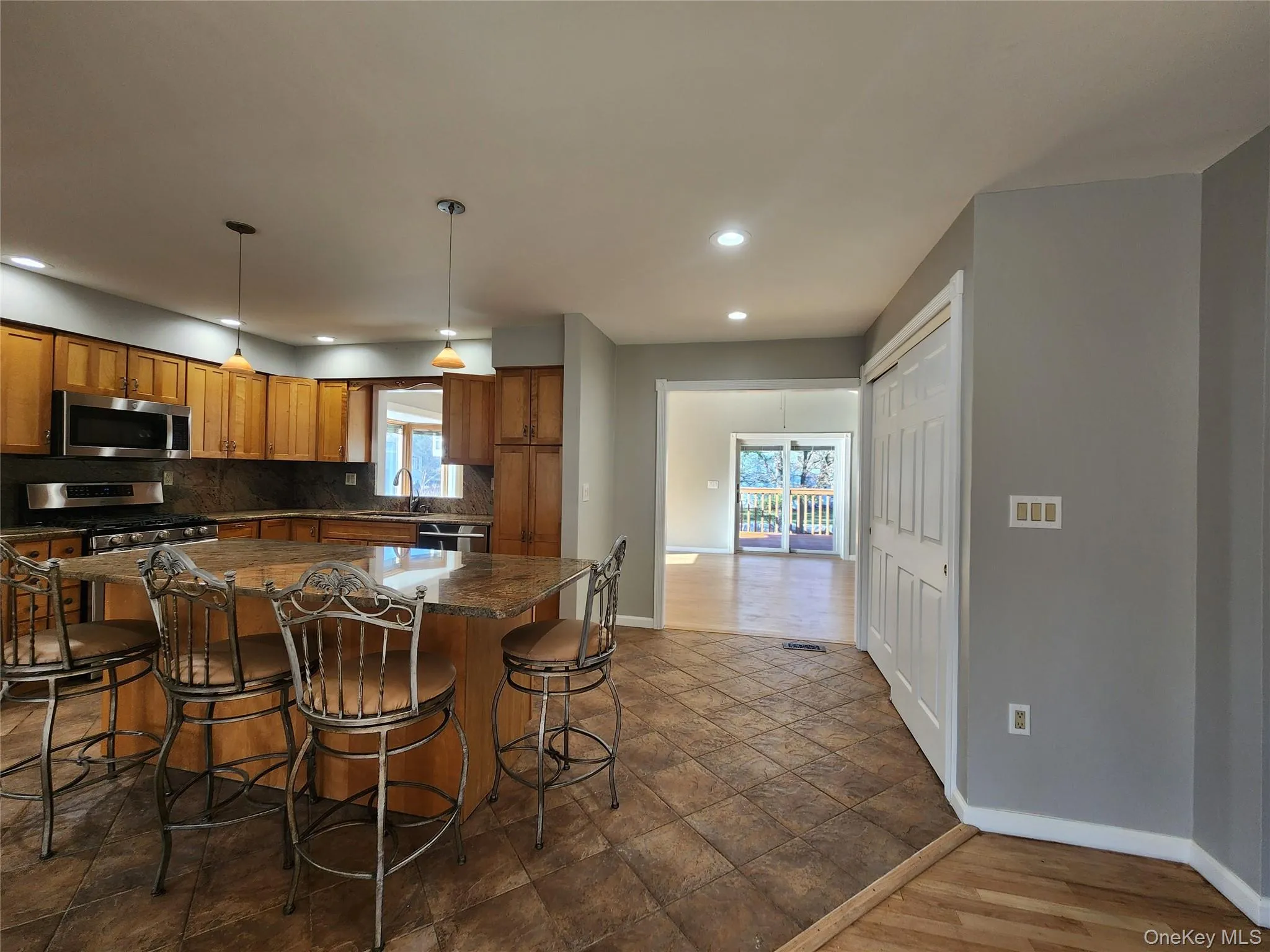 373 Ehrhardt Road, Orangetown, NY, 3 Bedrooms Bedrooms, 6 Rooms Rooms,1 BathroomBathrooms,Residential Lease,For Rent,Ehrhardt,0,1020224 373 Ehrhardt Road, Orangetown, NY, 3 Bedrooms Bedrooms, 6 Rooms Rooms,1 BathroomBathrooms,Residential Lease,For Rent,Ehrhardt,0,1020224