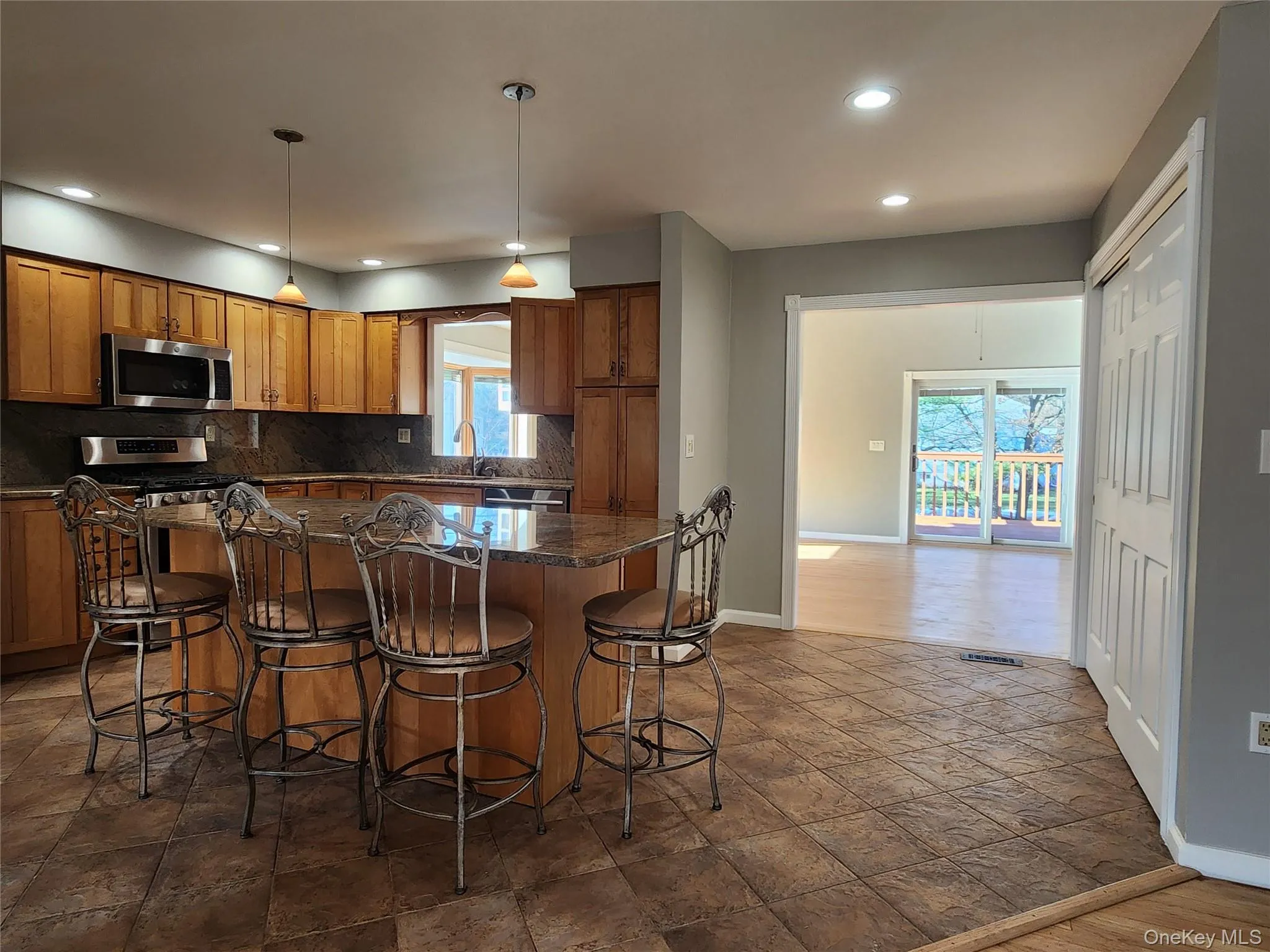 373 Ehrhardt Road, Orangetown, NY, 3 Bedrooms Bedrooms, 6 Rooms Rooms,1 BathroomBathrooms,Residential Lease,For Rent,Ehrhardt,0,1020224 373 Ehrhardt Road, Orangetown, NY, 3 Bedrooms Bedrooms, 6 Rooms Rooms,1 BathroomBathrooms,Residential Lease,For Rent,Ehrhardt,0,1020224