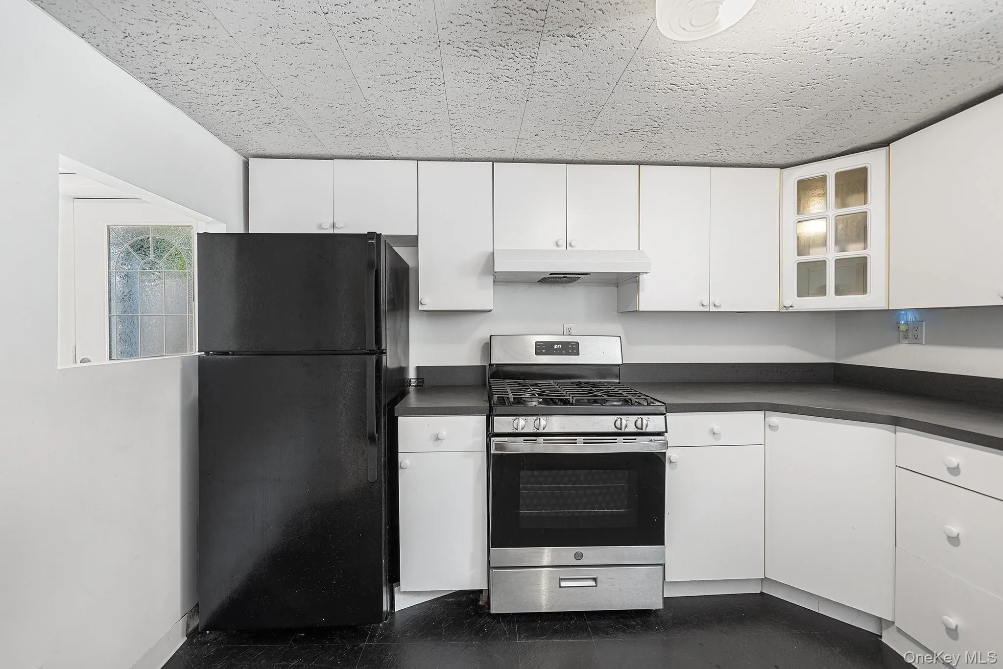 4 Sibley Place, Huntington, NY, 4 Bedrooms Bedrooms, 9 Rooms Rooms,3 BathroomsBathrooms,Residential,For Rent,Sibley,0,1020226 4 Sibley Place, Huntington, NY, 4 Bedrooms Bedrooms, 9 Rooms Rooms,3 BathroomsBathrooms,Residential,For Rent,Sibley,0,1020226