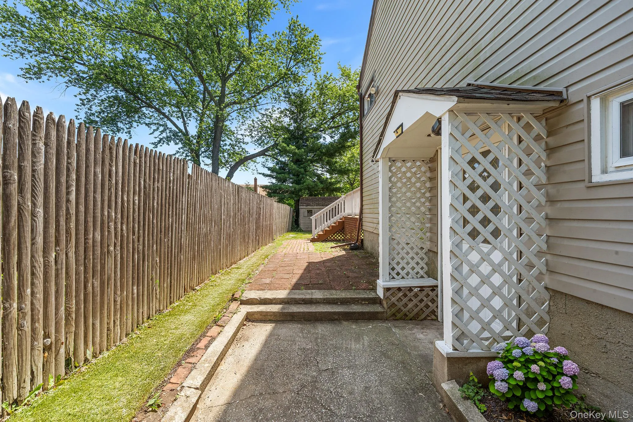 4 Sibley Place, Huntington, NY, 4 Bedrooms Bedrooms, 9 Rooms Rooms,3 BathroomsBathrooms,Residential,For Rent,Sibley,0,1020226 4 Sibley Place, Huntington, NY, 4 Bedrooms Bedrooms, 9 Rooms Rooms,3 BathroomsBathrooms,Residential,For Rent,Sibley,0,1020226