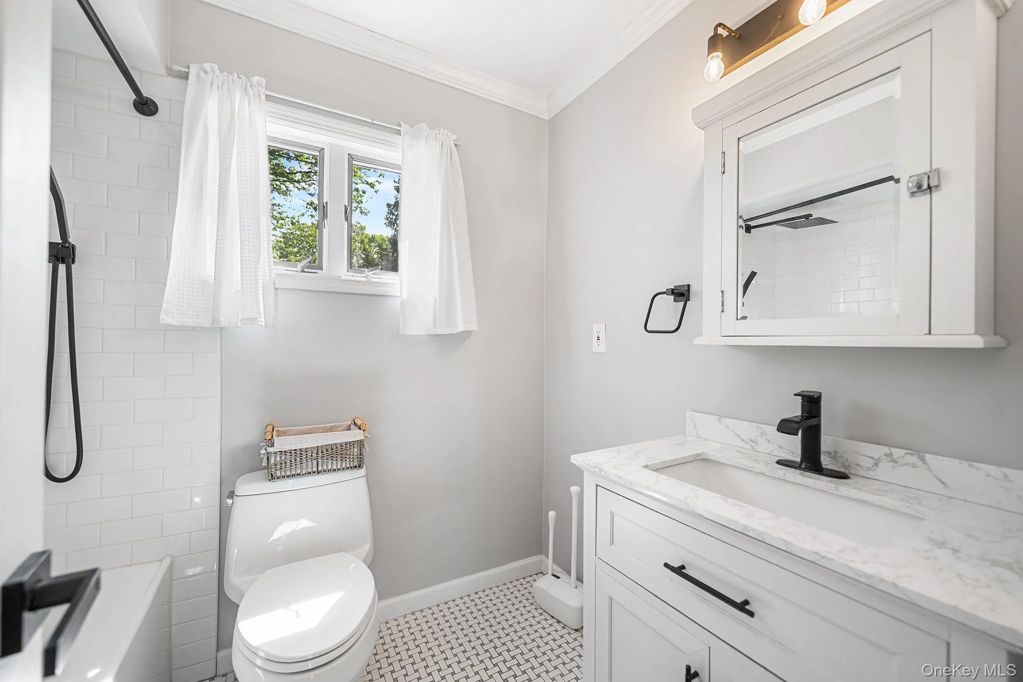 4 Sibley Place, Huntington, NY, 4 Bedrooms Bedrooms, 9 Rooms Rooms,3 BathroomsBathrooms,Residential,For Rent,Sibley,0,1020226 4 Sibley Place, Huntington, NY, 4 Bedrooms Bedrooms, 9 Rooms Rooms,3 BathroomsBathrooms,Residential,For Rent,Sibley,0,1020226