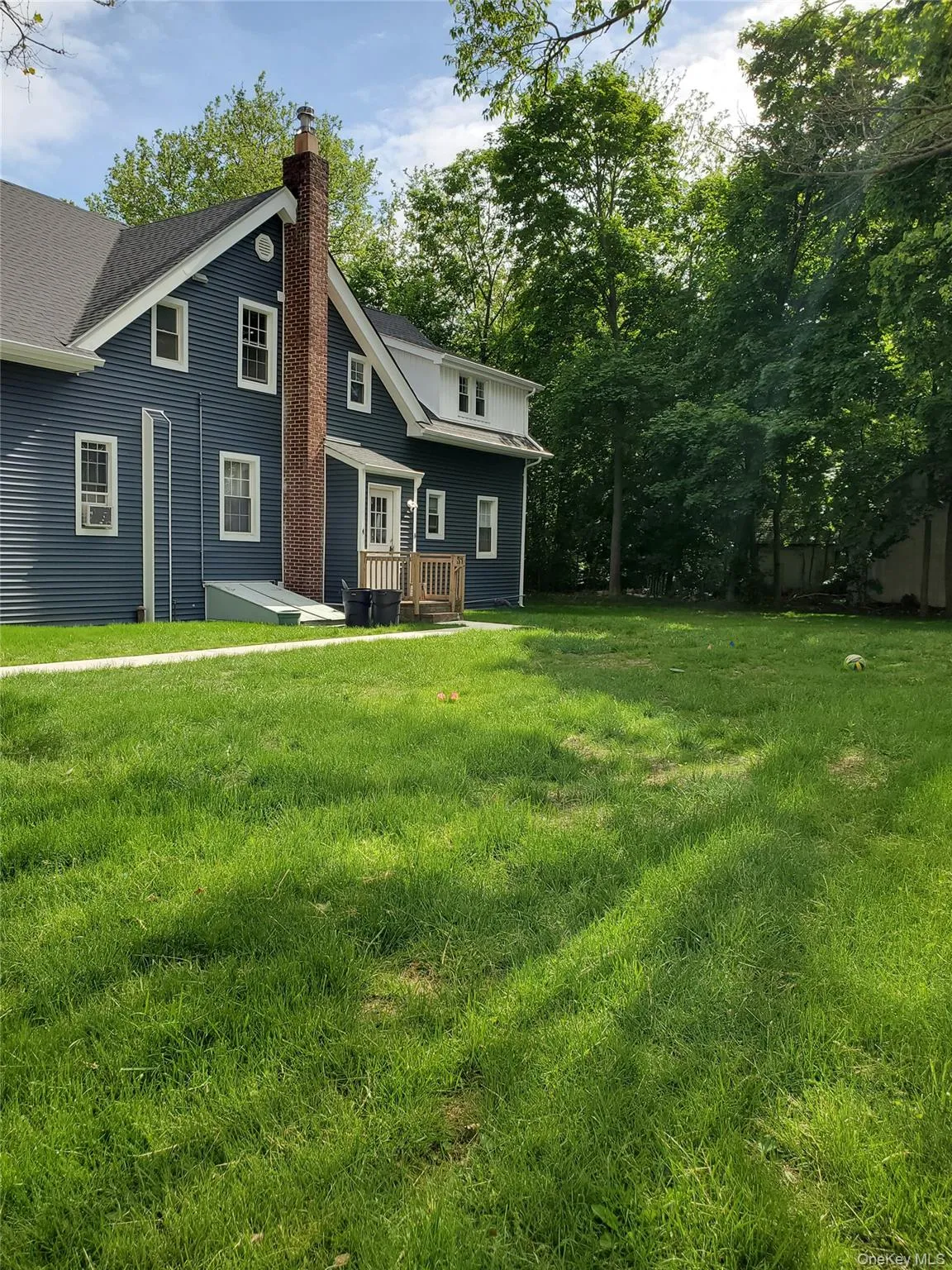 37 Maplewood Road, Huntington, NY, 2 Bedrooms Bedrooms, 4 Rooms Rooms,1 BathroomBathrooms,Residential Lease,For Rent,Maplewood,0,1020228 37 Maplewood Road, Huntington, NY, 2 Bedrooms Bedrooms, 4 Rooms Rooms,1 BathroomBathrooms,Residential Lease,For Rent,Maplewood,0,1020228