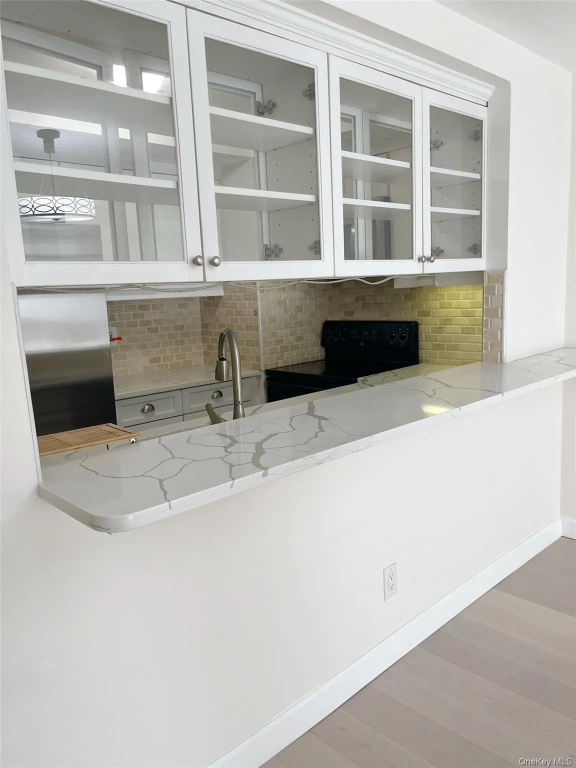 88 Cutter Mill Road, North Hempstead, NY, 2 Bedrooms Bedrooms, 5 Rooms Rooms,2 BathroomsBathrooms,Residential Lease,For Rent,Cutter Mill,0,1020229 88 Cutter Mill Road, North Hempstead, NY, 2 Bedrooms Bedrooms, 5 Rooms Rooms,2 BathroomsBathrooms,Residential Lease,For Rent,Cutter Mill,0,1020229