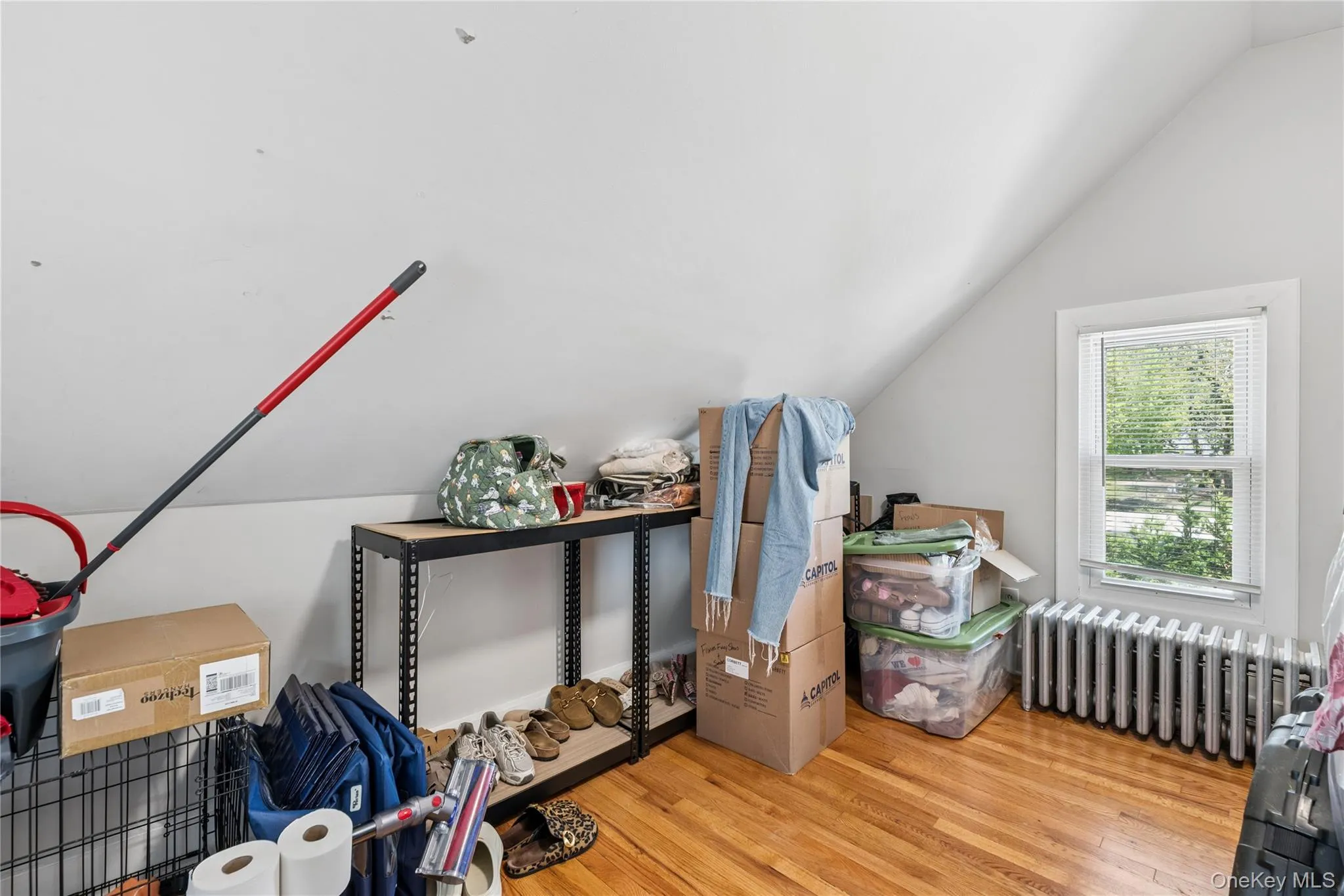 11 Park Avenue, Babylon, NY, 2 Bedrooms Bedrooms, 3 Rooms Rooms,1 BathroomBathrooms,Residential Lease,For Rent,Park,0,1020232 11 Park Avenue, Babylon, NY, 2 Bedrooms Bedrooms, 3 Rooms Rooms,1 BathroomBathrooms,Residential Lease,For Rent,Park,0,1020232