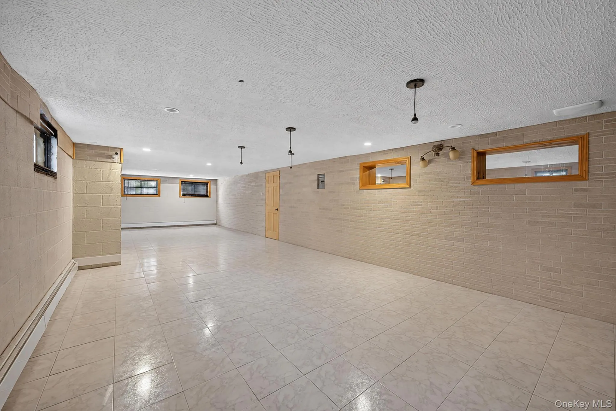 42 Highview Avenue, Orangetown, NY, 3 Bedrooms Bedrooms, 10 Rooms Rooms,1 BathroomBathrooms,Residential,For Rent,Highview,0,1020236 42 Highview Avenue, Orangetown, NY, 3 Bedrooms Bedrooms, 10 Rooms Rooms,1 BathroomBathrooms,Residential,For Rent,Highview,0,1020236