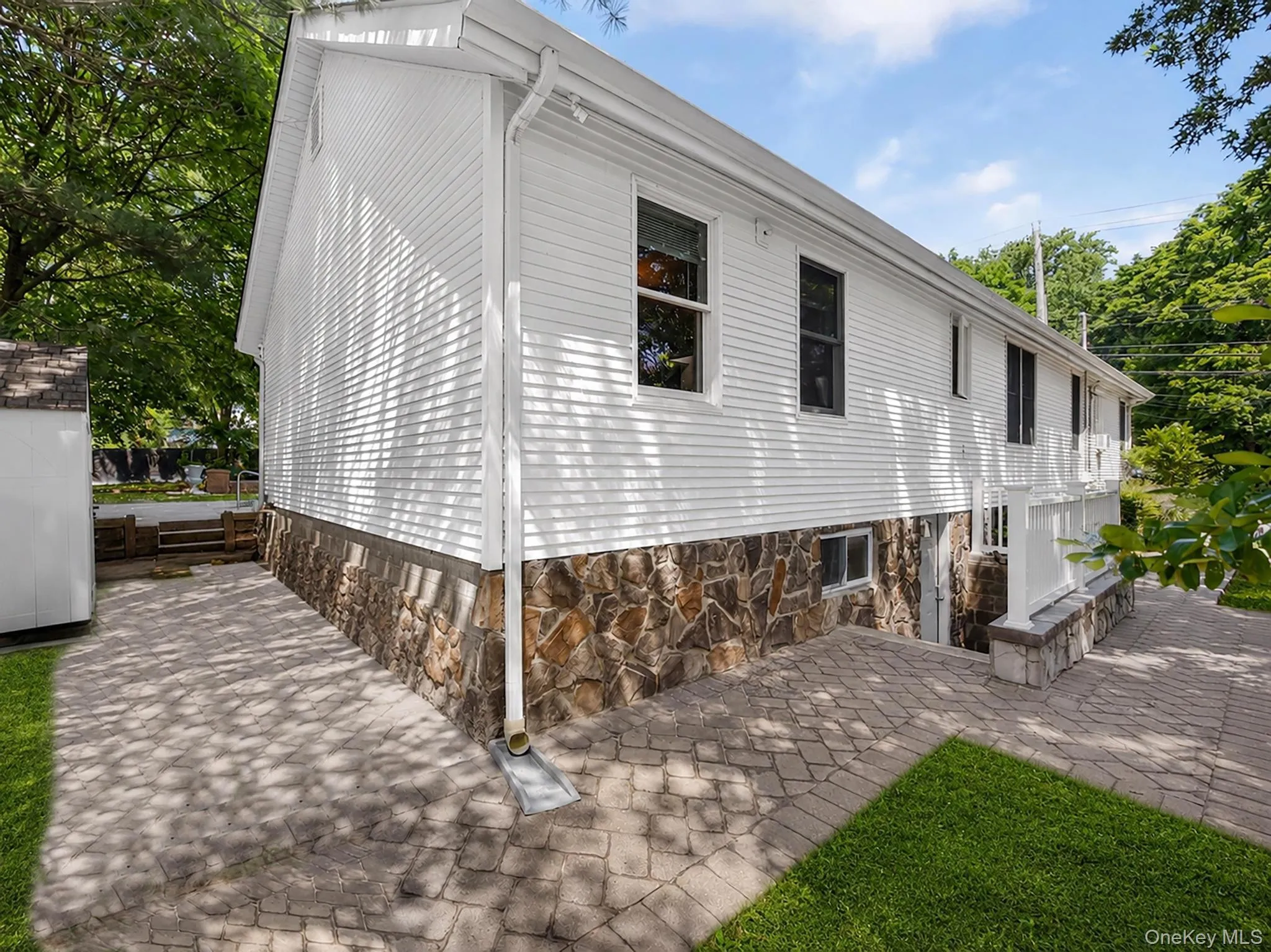 42 Highview Avenue, Orangetown, NY, 3 Bedrooms Bedrooms, 10 Rooms Rooms,1 BathroomBathrooms,Residential,For Rent,Highview,0,1020236 42 Highview Avenue, Orangetown, NY, 3 Bedrooms Bedrooms, 10 Rooms Rooms,1 BathroomBathrooms,Residential,For Rent,Highview,0,1020236