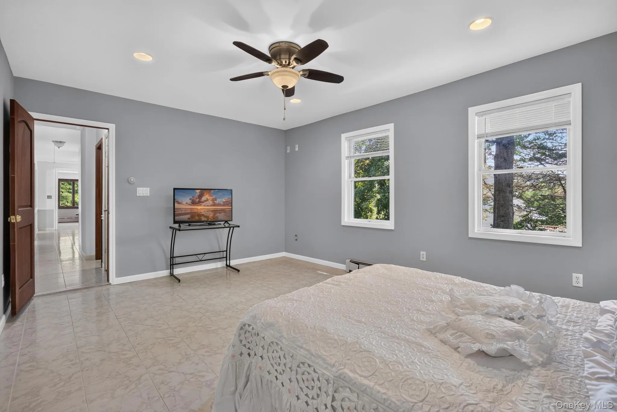 42 Highview Avenue, Orangetown, NY, 3 Bedrooms Bedrooms, 10 Rooms Rooms,1 BathroomBathrooms,Residential,For Rent,Highview,0,1020236 42 Highview Avenue, Orangetown, NY, 3 Bedrooms Bedrooms, 10 Rooms Rooms,1 BathroomBathrooms,Residential,For Rent,Highview,0,1020236