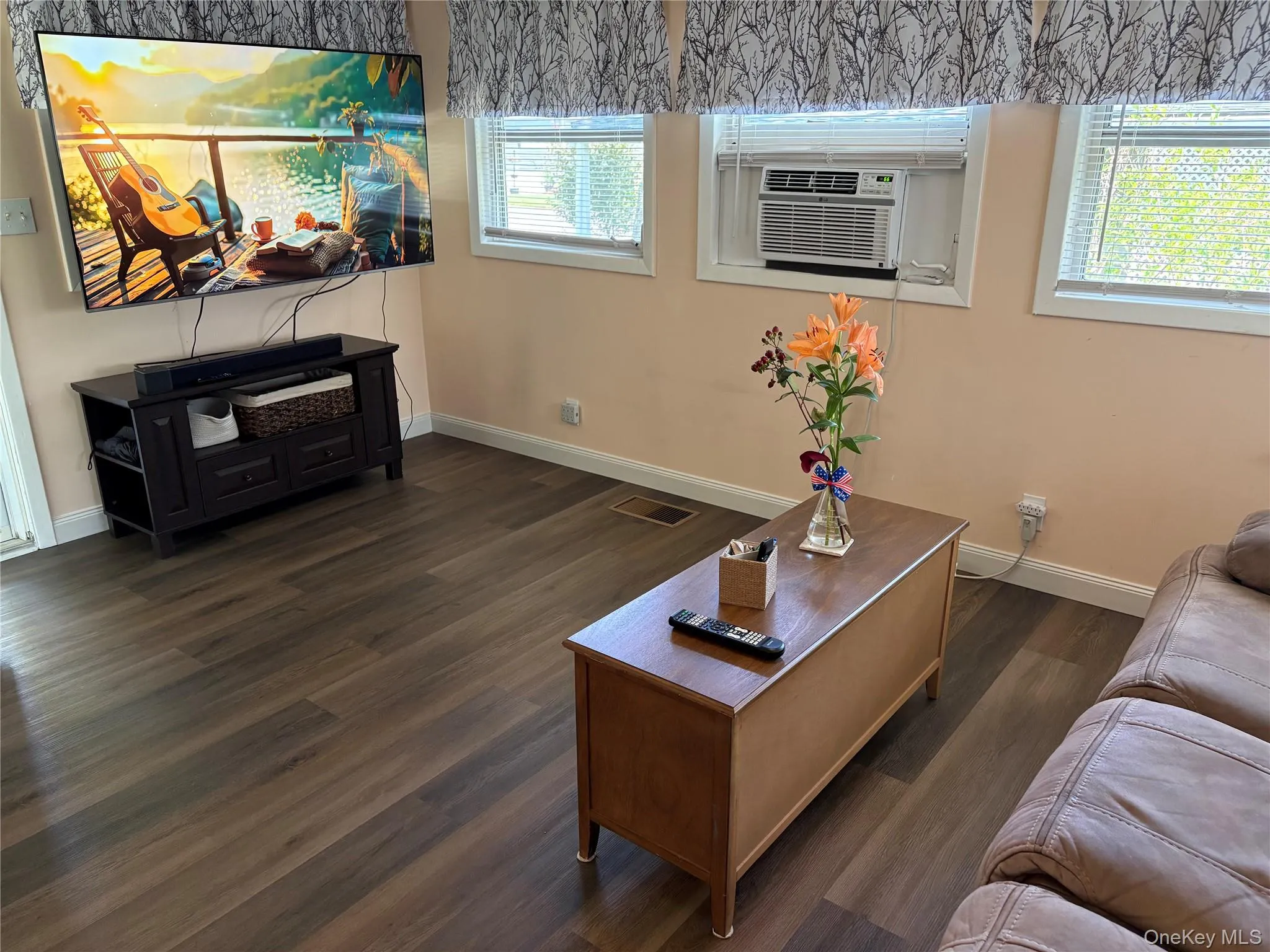 525/158 Riverleigh Avenue, Riverhead, NY, 2 Bedrooms Bedrooms, 6 Rooms Rooms,1 BathroomBathrooms,Residential,For Rent,Riverleigh,0,1020237 525/158 Riverleigh Avenue, Riverhead, NY, 2 Bedrooms Bedrooms, 6 Rooms Rooms,1 BathroomBathrooms,Residential,For Rent,Riverleigh,0,1020237
