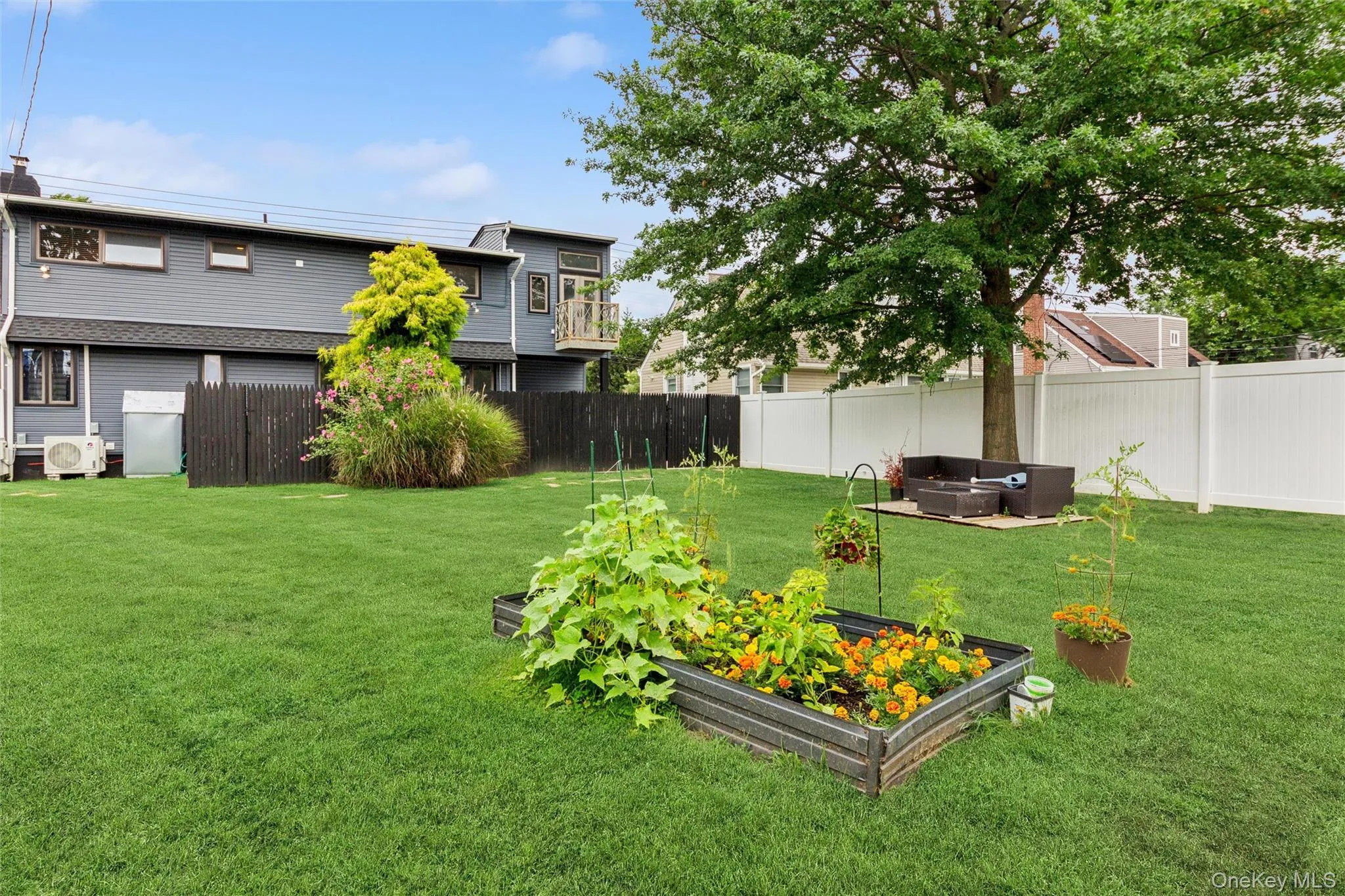 301 Merrick Avenue, Hempstead, NY, 5 Bedrooms Bedrooms, 10 Rooms Rooms,1 BathroomBathrooms,Residential,For Rent,Merrick,0,1020241 301 Merrick Avenue, Hempstead, NY, 5 Bedrooms Bedrooms, 10 Rooms Rooms,1 BathroomBathrooms,Residential,For Rent,Merrick,0,1020241