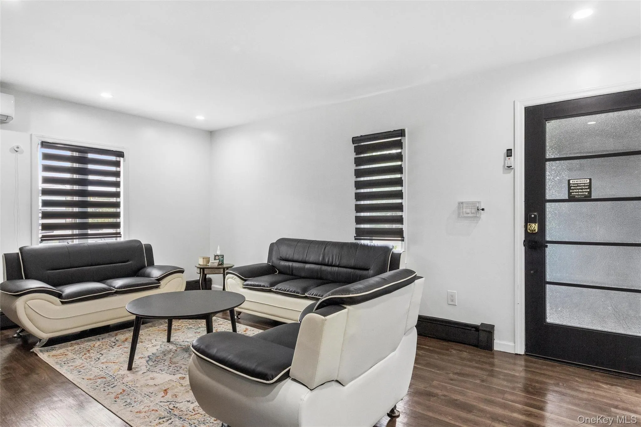 301 Merrick Avenue, Hempstead, NY, 5 Bedrooms Bedrooms, 10 Rooms Rooms,1 BathroomBathrooms,Residential,For Rent,Merrick,0,1020241 301 Merrick Avenue, Hempstead, NY, 5 Bedrooms Bedrooms, 10 Rooms Rooms,1 BathroomBathrooms,Residential,For Rent,Merrick,0,1020241