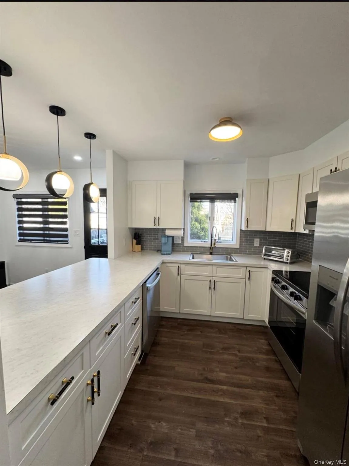 301 Merrick Avenue, Hempstead, NY, 5 Bedrooms Bedrooms, 10 Rooms Rooms,1 BathroomBathrooms,Residential,For Rent,Merrick,0,1020241 301 Merrick Avenue, Hempstead, NY, 5 Bedrooms Bedrooms, 10 Rooms Rooms,1 BathroomBathrooms,Residential,For Rent,Merrick,0,1020241
