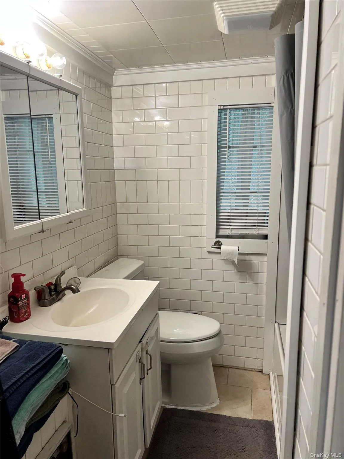 11 Primrose Path, Brookhaven, NY, 2 Bedrooms Bedrooms, 5 Rooms Rooms,1 BathroomBathrooms,Residential,For Rent,Primrose,0,1020249 11 Primrose Path, Brookhaven, NY, 2 Bedrooms Bedrooms, 5 Rooms Rooms,1 BathroomBathrooms,Residential,For Rent,Primrose,0,1020249