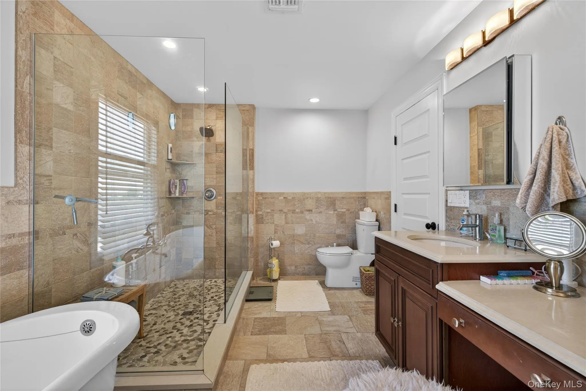 30 Milton Road, Babylon, NY, 3 Bedrooms Bedrooms, 7 Rooms Rooms,2 BathroomsBathrooms,Residential,For Rent,Milton,0,1020254 30 Milton Road, Babylon, NY, 3 Bedrooms Bedrooms, 7 Rooms Rooms,2 BathroomsBathrooms,Residential,For Rent,Milton,0,1020254