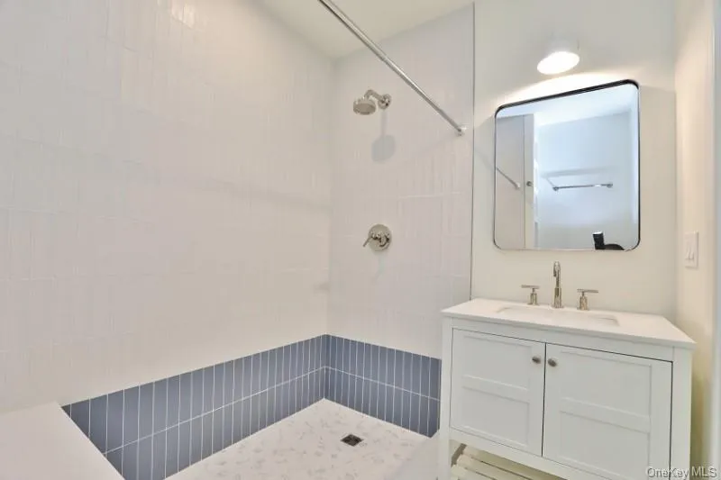 85 Broadway, Kingston, NY, 2 Bedrooms Bedrooms, 4 Rooms Rooms,1 BathroomBathrooms,Residential Lease,For Rent,Broadway,0,1020255 85 Broadway, Kingston, NY, 2 Bedrooms Bedrooms, 4 Rooms Rooms,1 BathroomBathrooms,Residential Lease,For Rent,Broadway,0,1020255