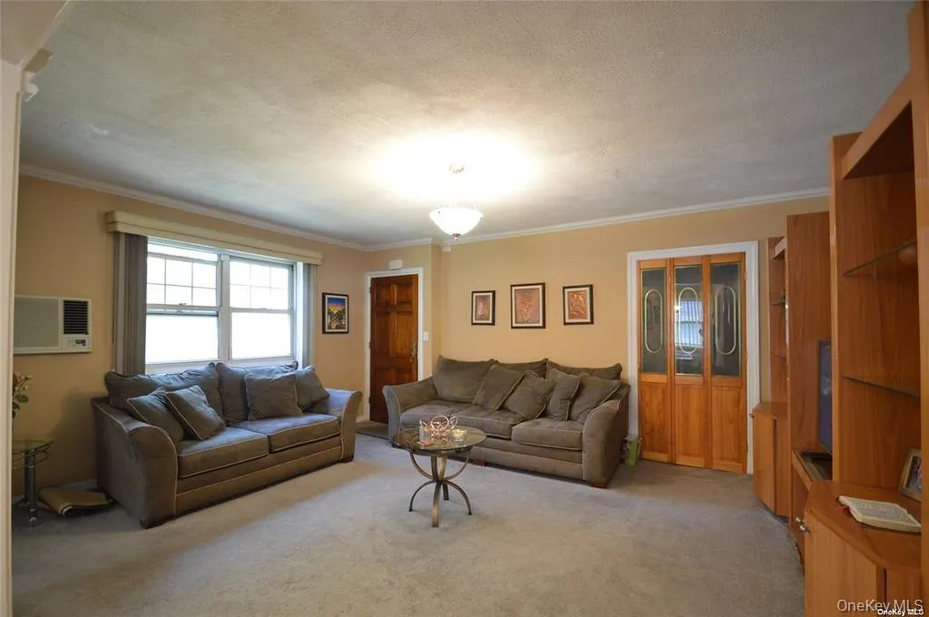251-34 61st Avenue, New York, NY, 2 Bedrooms Bedrooms, 5 Rooms Rooms,1 BathroomBathrooms,Residential,For Rent,61st,0,1020257 251-34 61st Avenue, New York, NY, 2 Bedrooms Bedrooms, 5 Rooms Rooms,1 BathroomBathrooms,Residential,For Rent,61st,0,1020257