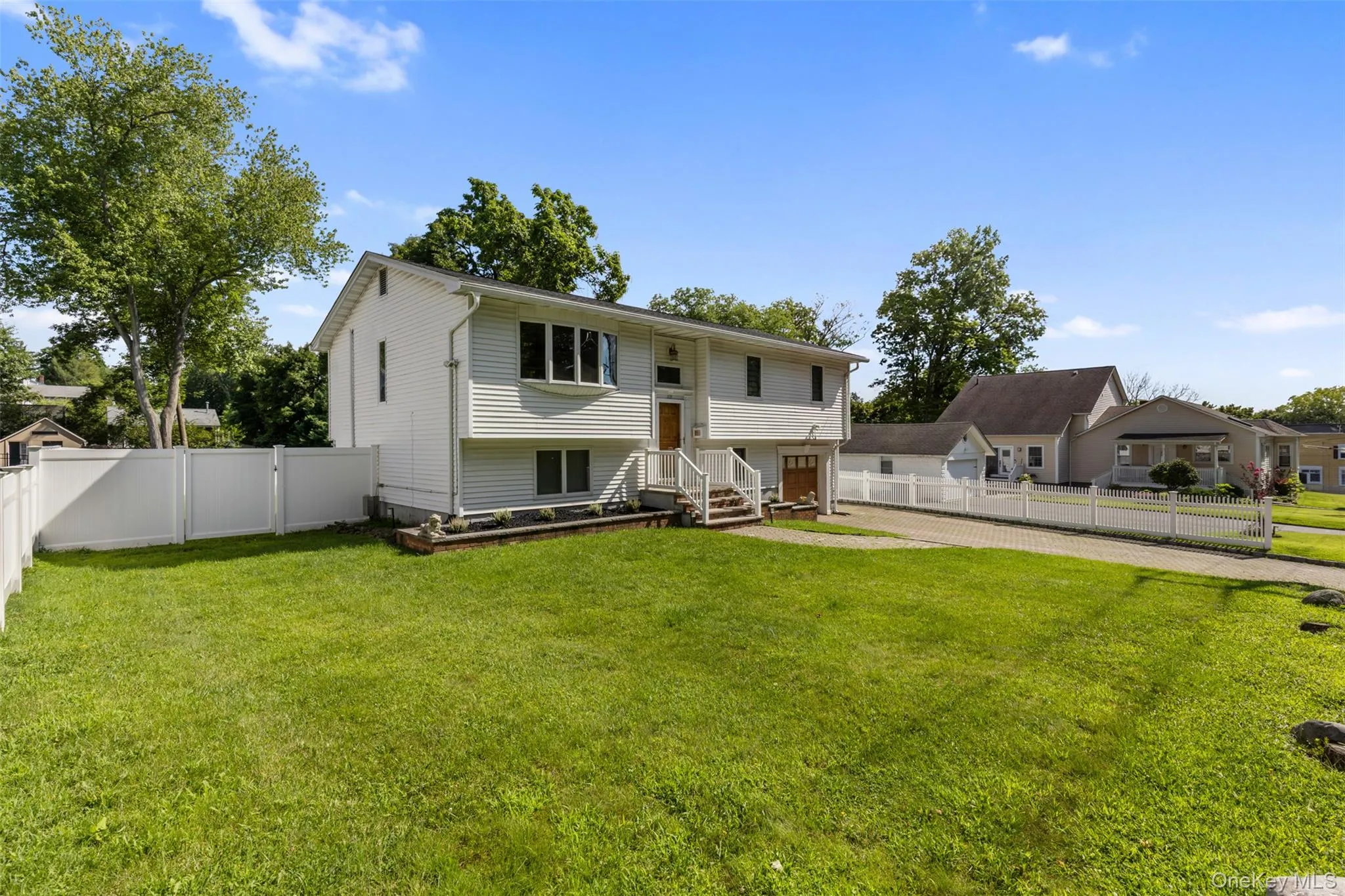 118 Old Tappan Road, Orangetown, NY, 4 Bedrooms Bedrooms, 8 Rooms Rooms,2 BathroomsBathrooms,Residential Lease,For Rent,Old Tappan,0,1020258 118 Old Tappan Road, Orangetown, NY, 4 Bedrooms Bedrooms, 8 Rooms Rooms,2 BathroomsBathrooms,Residential Lease,For Rent,Old Tappan,0,1020258