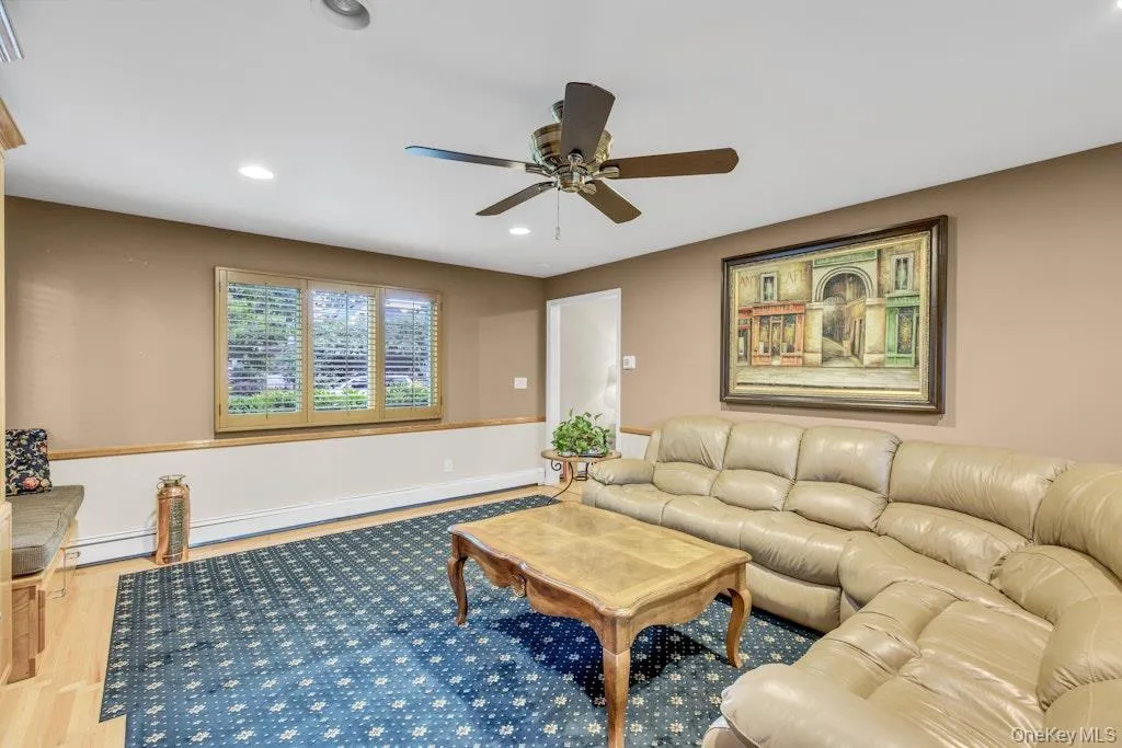 128 Stuart Street, Hempstead, NY, 3 Bedrooms Bedrooms, 6 Rooms Rooms,2 BathroomsBathrooms,Residential,For Rent,Stuart,0,1020259 128 Stuart Street, Hempstead, NY, 3 Bedrooms Bedrooms, 6 Rooms Rooms,2 BathroomsBathrooms,Residential,For Rent,Stuart,0,1020259