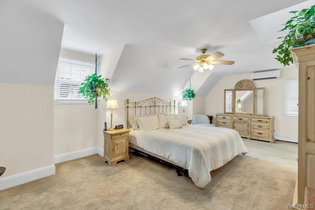128 Stuart Street, Hempstead, NY, 3 Bedrooms Bedrooms, 6 Rooms Rooms,2 BathroomsBathrooms,Residential,For Rent,Stuart,0,1020259 128 Stuart Street, Hempstead, NY, 3 Bedrooms Bedrooms, 6 Rooms Rooms,2 BathroomsBathrooms,Residential,For Rent,Stuart,0,1020259