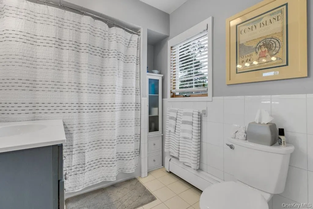 128 Stuart Street, Hempstead, NY, 3 Bedrooms Bedrooms, 6 Rooms Rooms,2 BathroomsBathrooms,Residential,For Rent,Stuart,0,1020259 128 Stuart Street, Hempstead, NY, 3 Bedrooms Bedrooms, 6 Rooms Rooms,2 BathroomsBathrooms,Residential,For Rent,Stuart,0,1020259