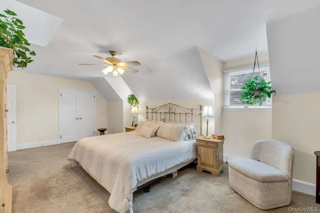128 Stuart Street, Hempstead, NY, 3 Bedrooms Bedrooms, 6 Rooms Rooms,2 BathroomsBathrooms,Residential,For Rent,Stuart,0,1020259 128 Stuart Street, Hempstead, NY, 3 Bedrooms Bedrooms, 6 Rooms Rooms,2 BathroomsBathrooms,Residential,For Rent,Stuart,0,1020259