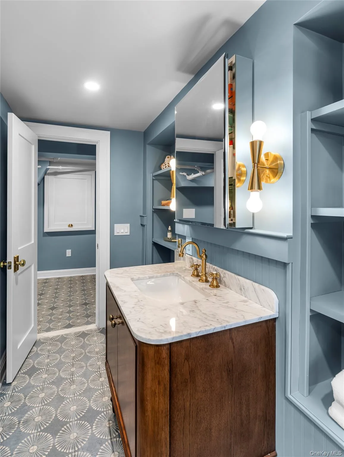 34 Old Mountain Road, Orangetown, NY, 6 Bedrooms Bedrooms, 12 Rooms Rooms,4 BathroomsBathrooms,Residential,For Rent,Old Mountain,0,1020267 34 Old Mountain Road, Orangetown, NY, 6 Bedrooms Bedrooms, 12 Rooms Rooms,4 BathroomsBathrooms,Residential,For Rent,Old Mountain,0,1020267