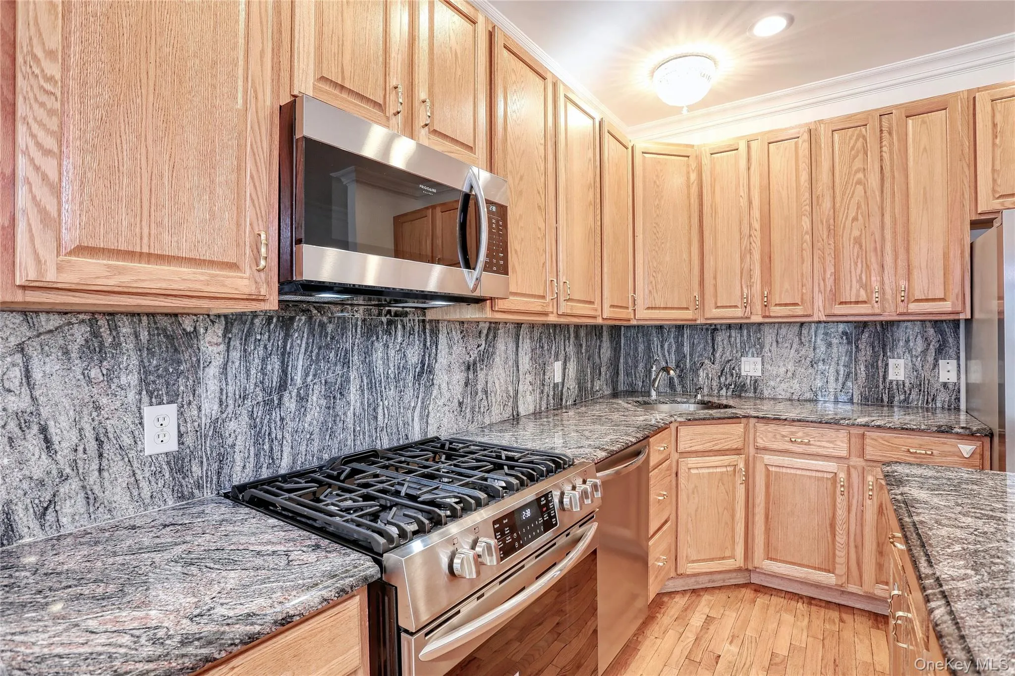 80 Alexander Court, Clarkstown, NY, 3 Bedrooms Bedrooms, 8 Rooms Rooms,3 BathroomsBathrooms,Residential Lease,For Rent,Alexander,0,1020270 80 Alexander Court, Clarkstown, NY, 3 Bedrooms Bedrooms, 8 Rooms Rooms,3 BathroomsBathrooms,Residential Lease,For Rent,Alexander,0,1020270