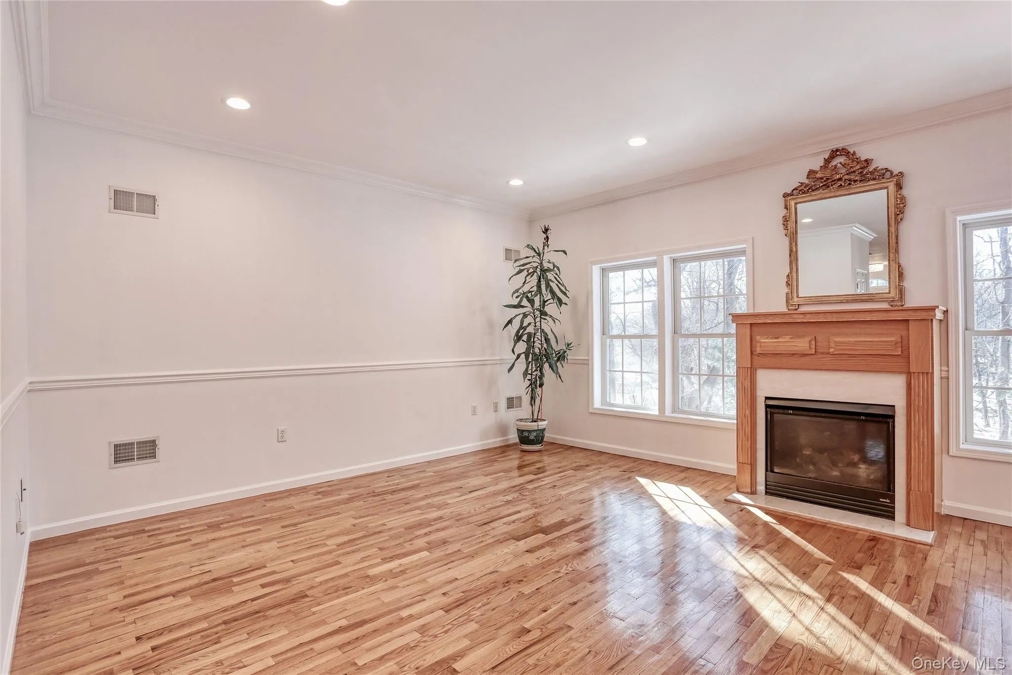 80 Alexander Court, Clarkstown, NY, 3 Bedrooms Bedrooms, 8 Rooms Rooms,3 BathroomsBathrooms,Residential Lease,For Rent,Alexander,0,1020270 80 Alexander Court, Clarkstown, NY, 3 Bedrooms Bedrooms, 8 Rooms Rooms,3 BathroomsBathrooms,Residential Lease,For Rent,Alexander,0,1020270