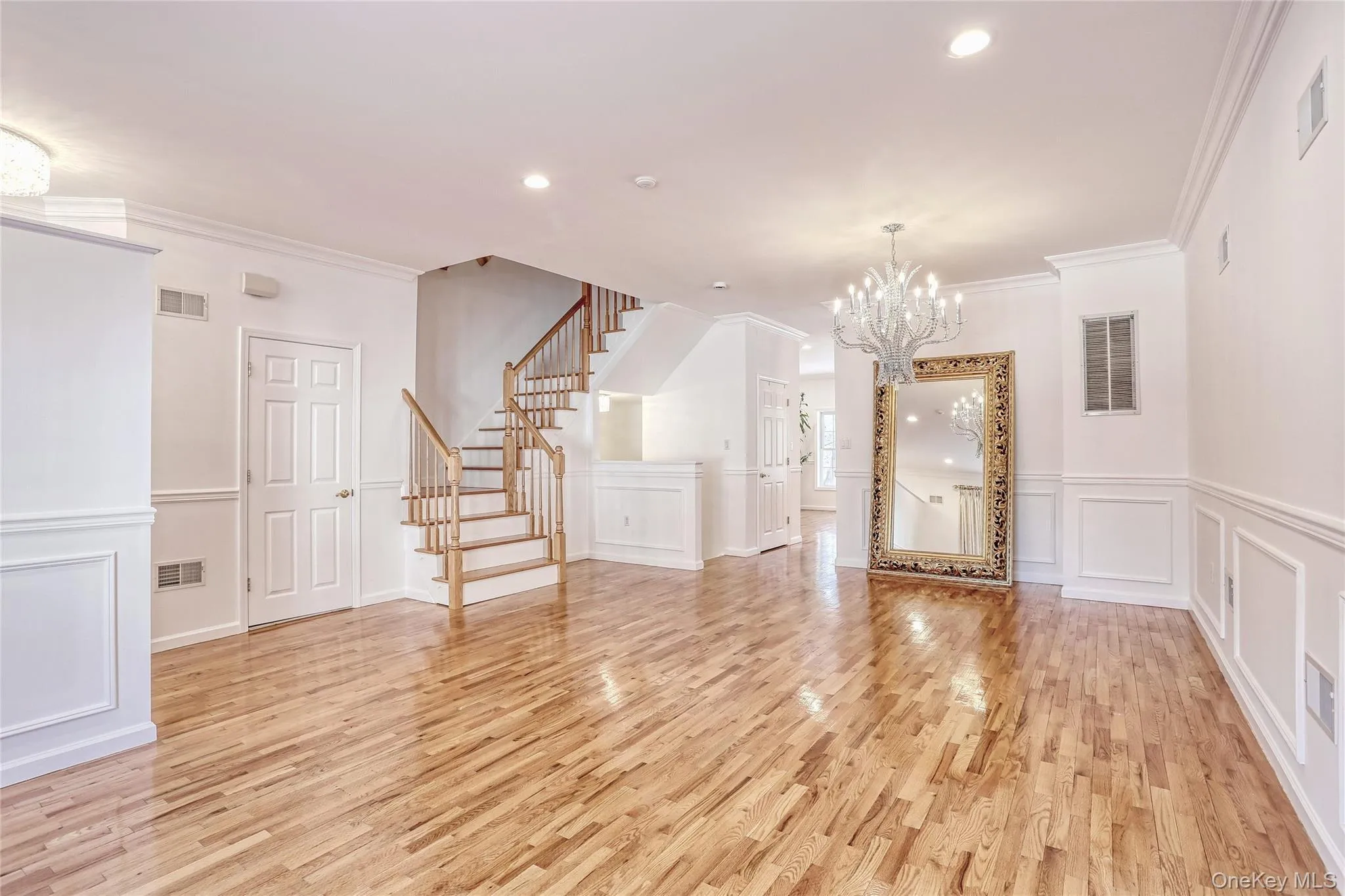 80 Alexander Court, Clarkstown, NY, 3 Bedrooms Bedrooms, 8 Rooms Rooms,3 BathroomsBathrooms,Residential Lease,For Rent,Alexander,0,1020270 80 Alexander Court, Clarkstown, NY, 3 Bedrooms Bedrooms, 8 Rooms Rooms,3 BathroomsBathrooms,Residential Lease,For Rent,Alexander,0,1020270
