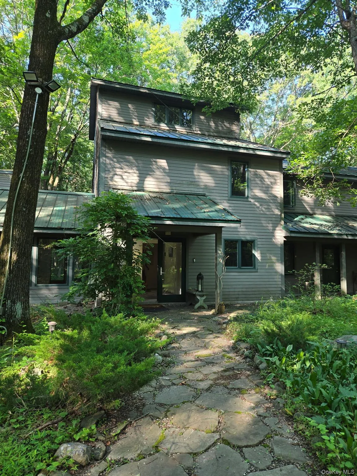 15 Cox Drive, Warwick (town), NY, 5 Bedrooms Bedrooms, 15 Rooms Rooms,3 BathroomsBathrooms,Residential,For Rent,Cox,0,1020274 15 Cox Drive, Warwick (town), NY, 5 Bedrooms Bedrooms, 15 Rooms Rooms,3 BathroomsBathrooms,Residential,For Rent,Cox,0,1020274