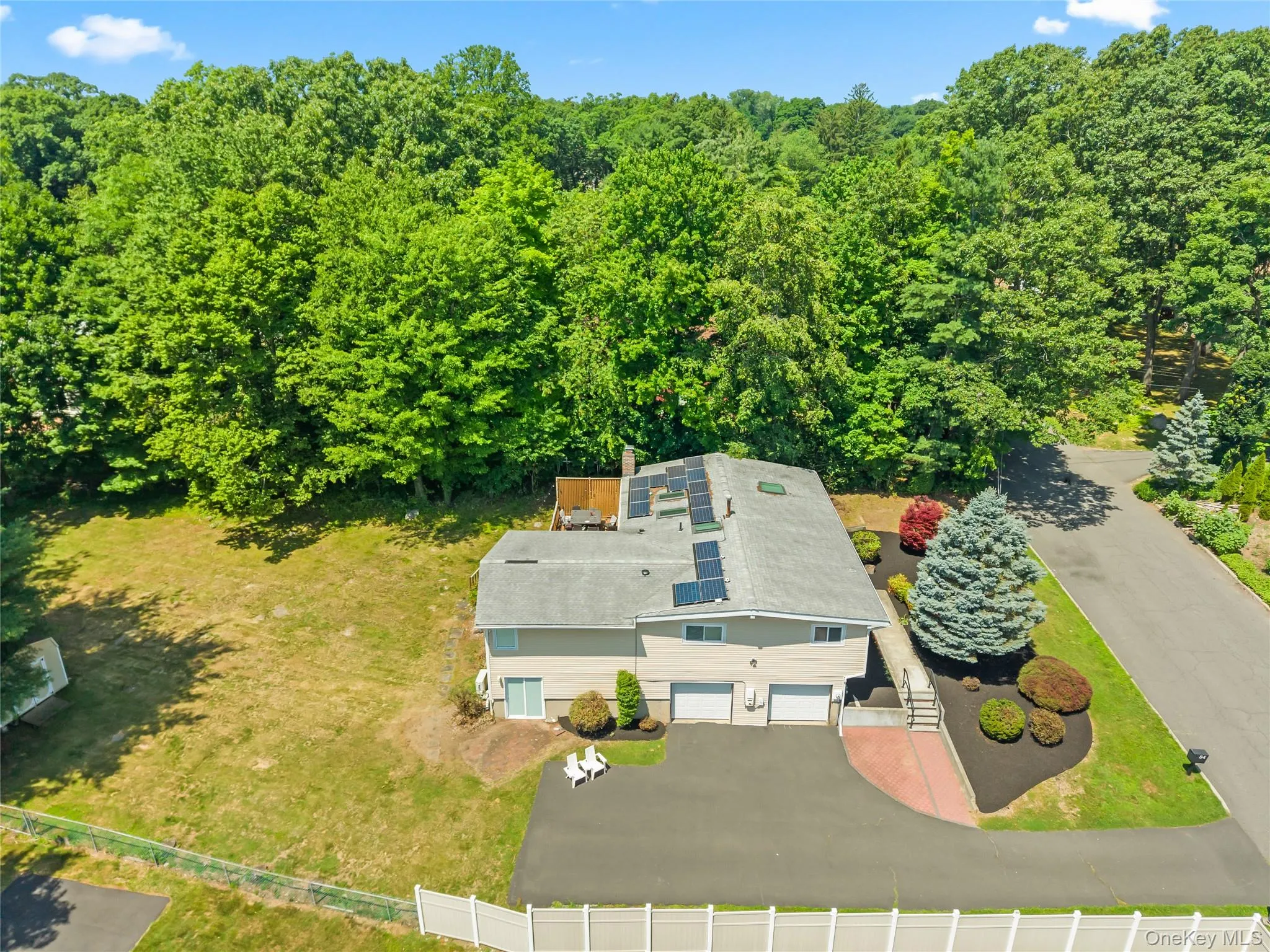 84 Deltic Road, Clarkstown, NY, 5 Bedrooms Bedrooms, 9 Rooms Rooms,2 BathroomsBathrooms,Residential,For Rent,Deltic,0,1020280 84 Deltic Road, Clarkstown, NY, 5 Bedrooms Bedrooms, 9 Rooms Rooms,2 BathroomsBathrooms,Residential,For Rent,Deltic,0,1020280
