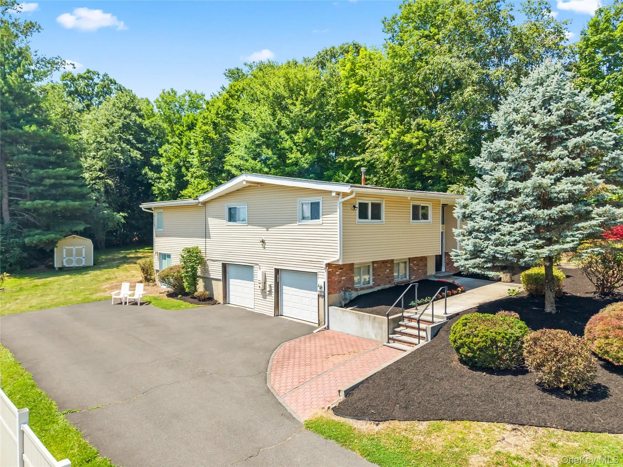 84 Deltic Road, Clarkstown, NY, 5 Bedrooms Bedrooms, 9 Rooms Rooms,2 BathroomsBathrooms,Residential,For Rent,Deltic,0,1020280 84 Deltic Road, Clarkstown, NY, 5 Bedrooms Bedrooms, 9 Rooms Rooms,2 BathroomsBathrooms,Residential,For Rent,Deltic,0,1020280