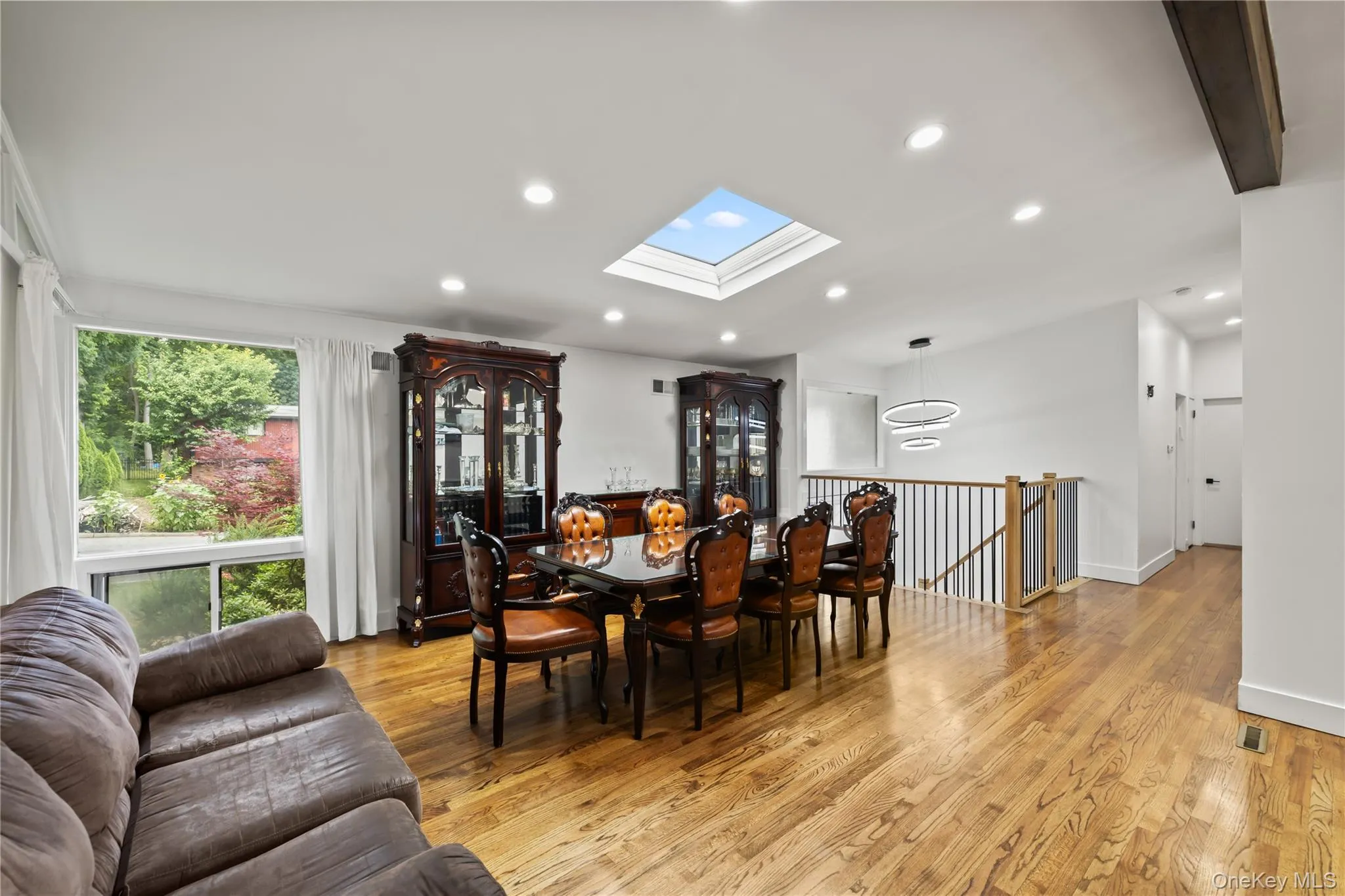 84 Deltic Road, Clarkstown, NY, 5 Bedrooms Bedrooms, 9 Rooms Rooms,2 BathroomsBathrooms,Residential,For Rent,Deltic,0,1020280 84 Deltic Road, Clarkstown, NY, 5 Bedrooms Bedrooms, 9 Rooms Rooms,2 BathroomsBathrooms,Residential,For Rent,Deltic,0,1020280