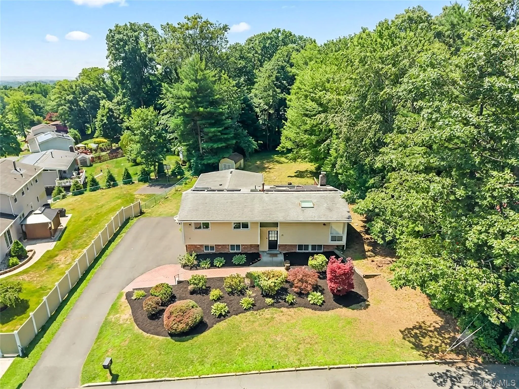 84 Deltic Road, Clarkstown, NY, 5 Bedrooms Bedrooms, 9 Rooms Rooms,2 BathroomsBathrooms,Residential,For Rent,Deltic,0,1020280 84 Deltic Road, Clarkstown, NY, 5 Bedrooms Bedrooms, 9 Rooms Rooms,2 BathroomsBathrooms,Residential,For Rent,Deltic,0,1020280