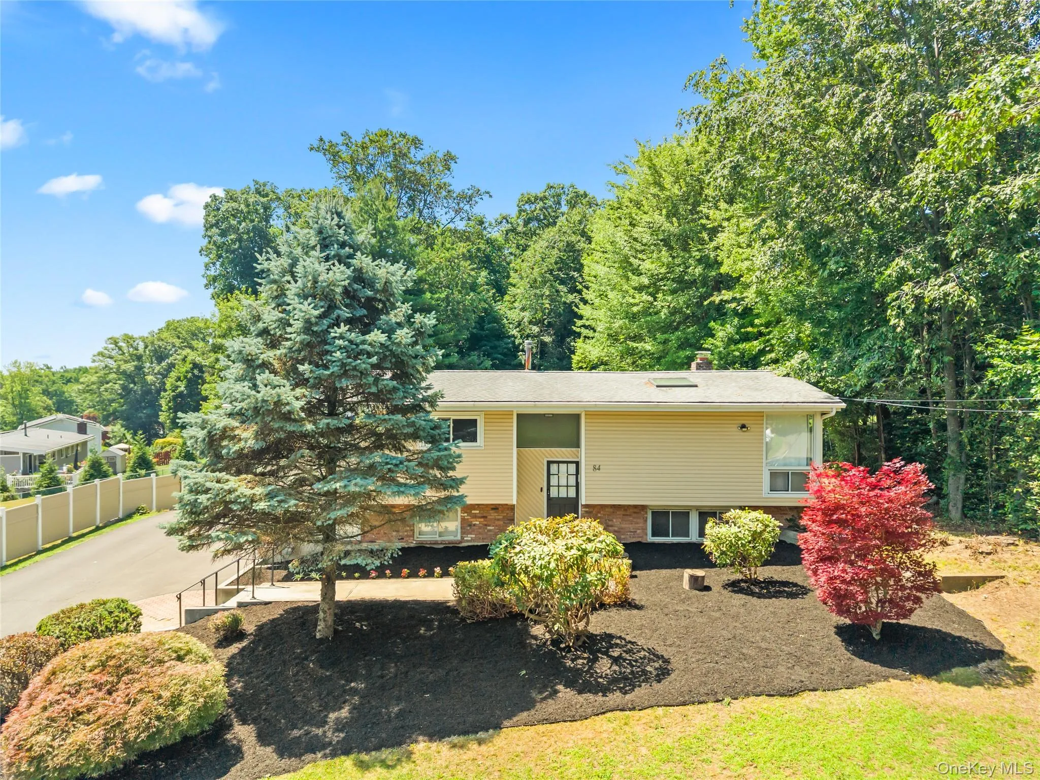 84 Deltic Road, Clarkstown, NY, 5 Bedrooms Bedrooms, 9 Rooms Rooms,2 BathroomsBathrooms,Residential,For Rent,Deltic,0,1020280 84 Deltic Road, Clarkstown, NY, 5 Bedrooms Bedrooms, 9 Rooms Rooms,2 BathroomsBathrooms,Residential,For Rent,Deltic,0,1020280