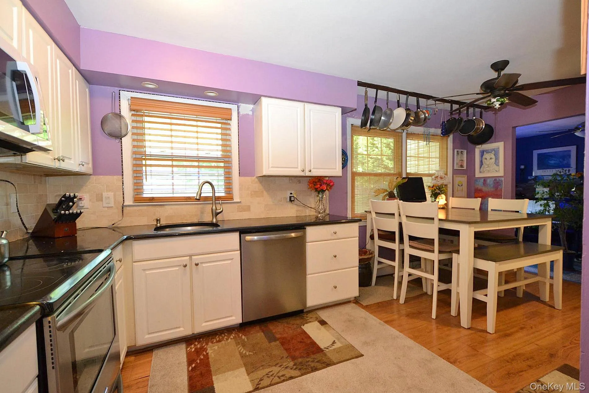 5 Radio Avenue, Brookhaven, NY, 4 Bedrooms Bedrooms, 8 Rooms Rooms,2 BathroomsBathrooms,Residential,For Rent,Radio,0,1020283 5 Radio Avenue, Brookhaven, NY, 4 Bedrooms Bedrooms, 8 Rooms Rooms,2 BathroomsBathrooms,Residential,For Rent,Radio,0,1020283