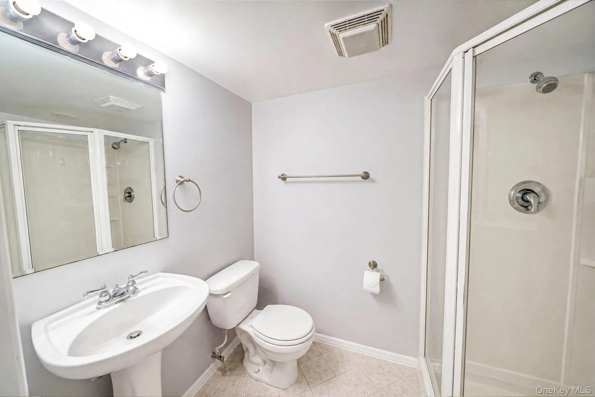 33 Wilshire Drive, Babylon, NY, 4 Bedrooms Bedrooms, 12 Rooms Rooms,3 BathroomsBathrooms,Residential,For Rent,Wilshire,0,1020284 33 Wilshire Drive, Babylon, NY, 4 Bedrooms Bedrooms, 12 Rooms Rooms,3 BathroomsBathrooms,Residential,For Rent,Wilshire,0,1020284